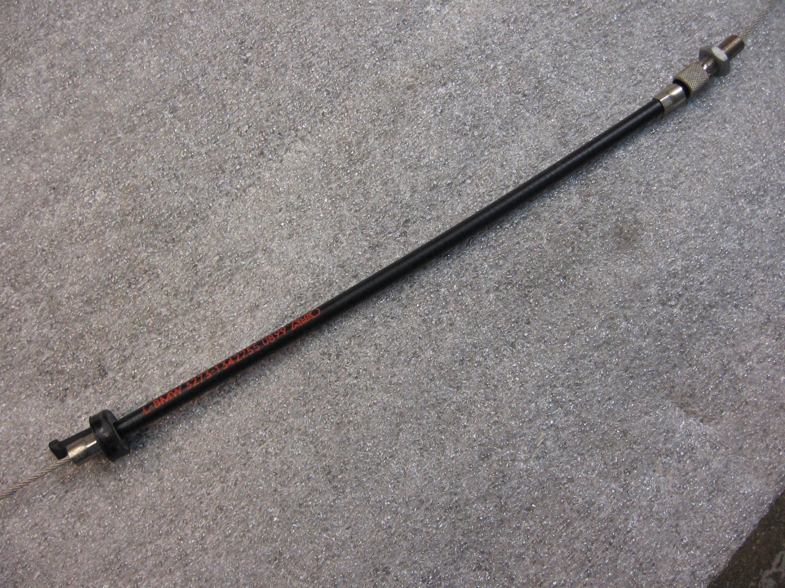 nieuwe gaskabel oem	na kabelverdeler links/ vervangen door 32737659677,32737692563	,r1100GS,R,RS,RT R1150GS	32731342255