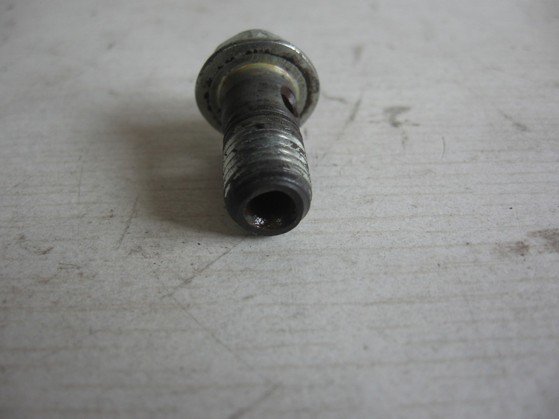 Banjo bout	rem , Xj700s 1985 – 1986	90401-10034