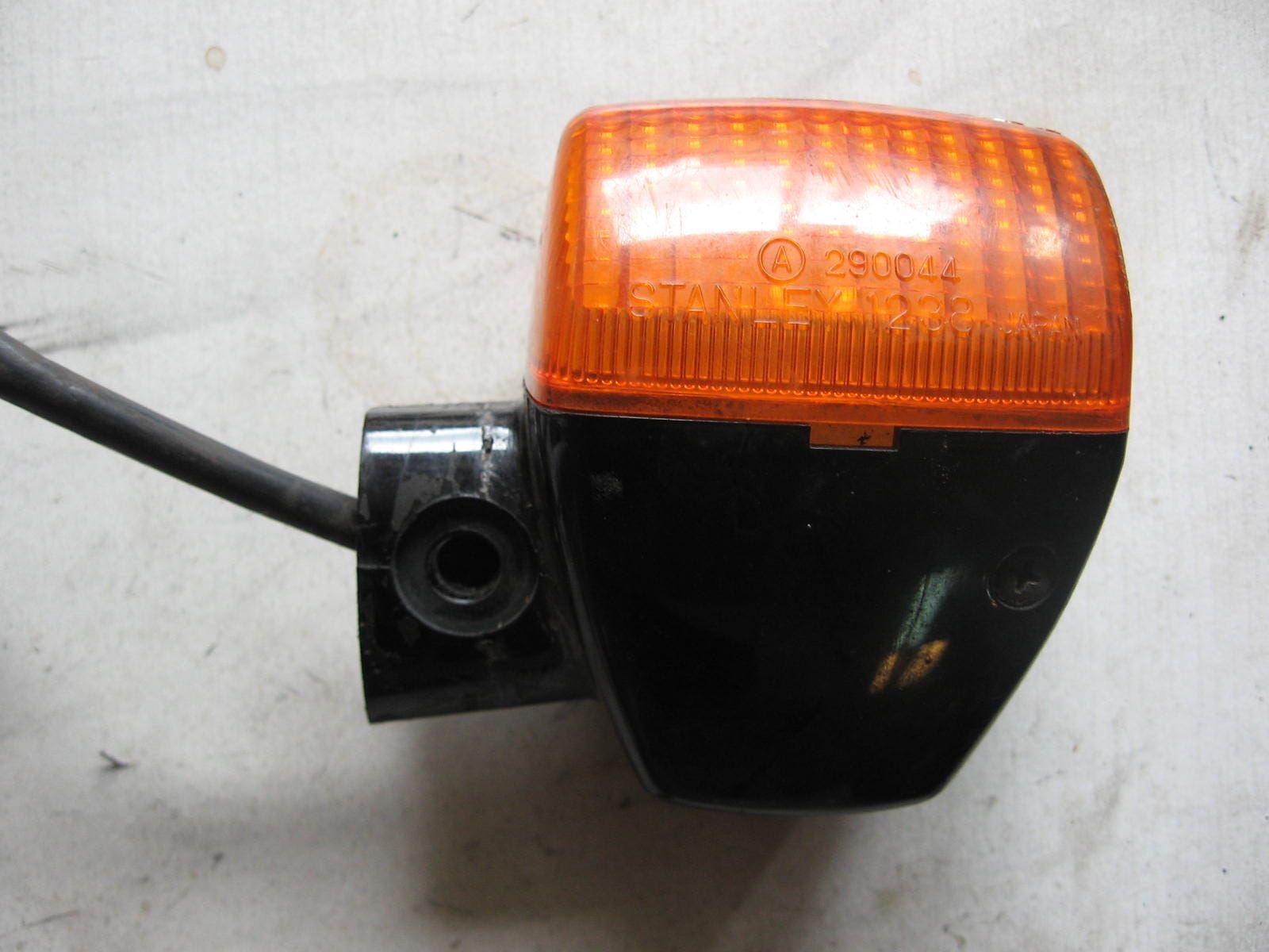 knipperlicht rechts achter , zonder arm	Xbr500 	33600-mk4-770	33600-kt6-405	 , beschadigingen