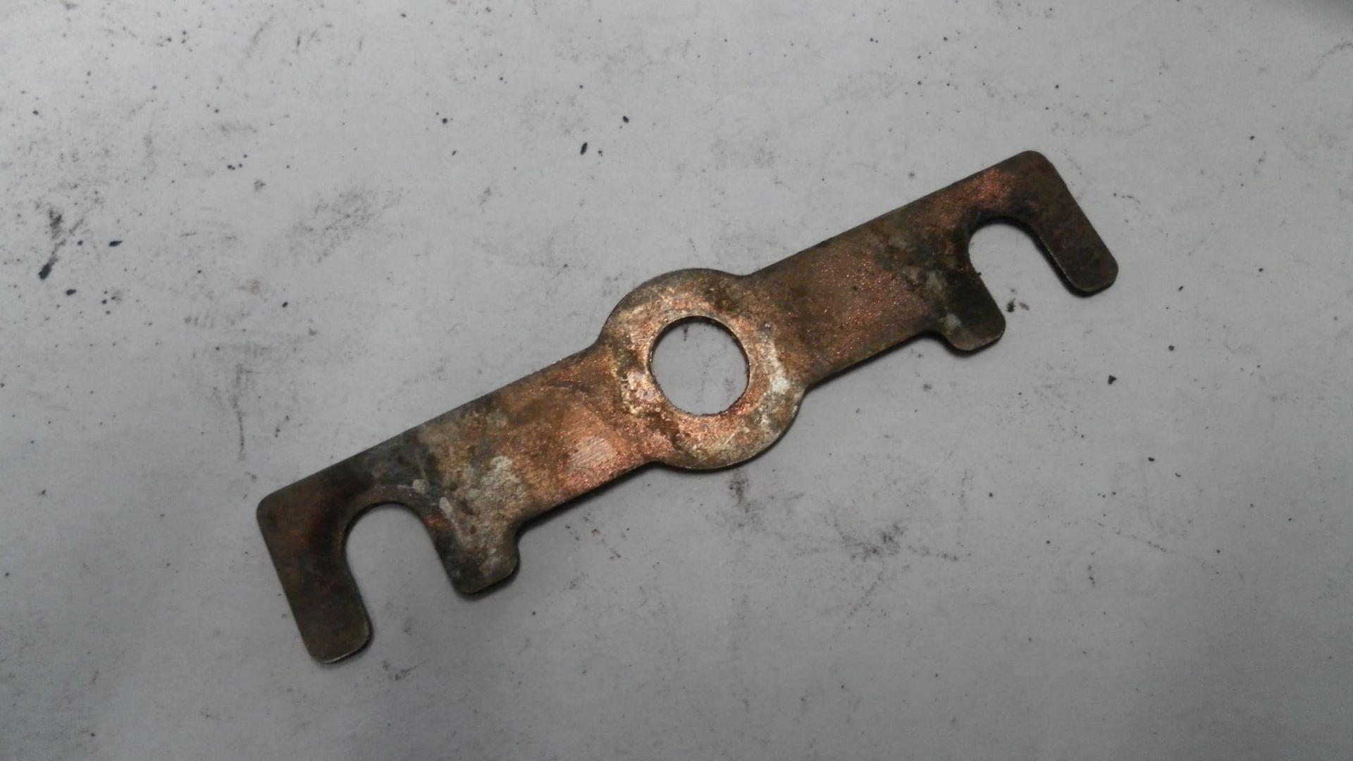 borgplaat pennen bevestiging remblokken	Cb650sc 82	45217-ma5-771