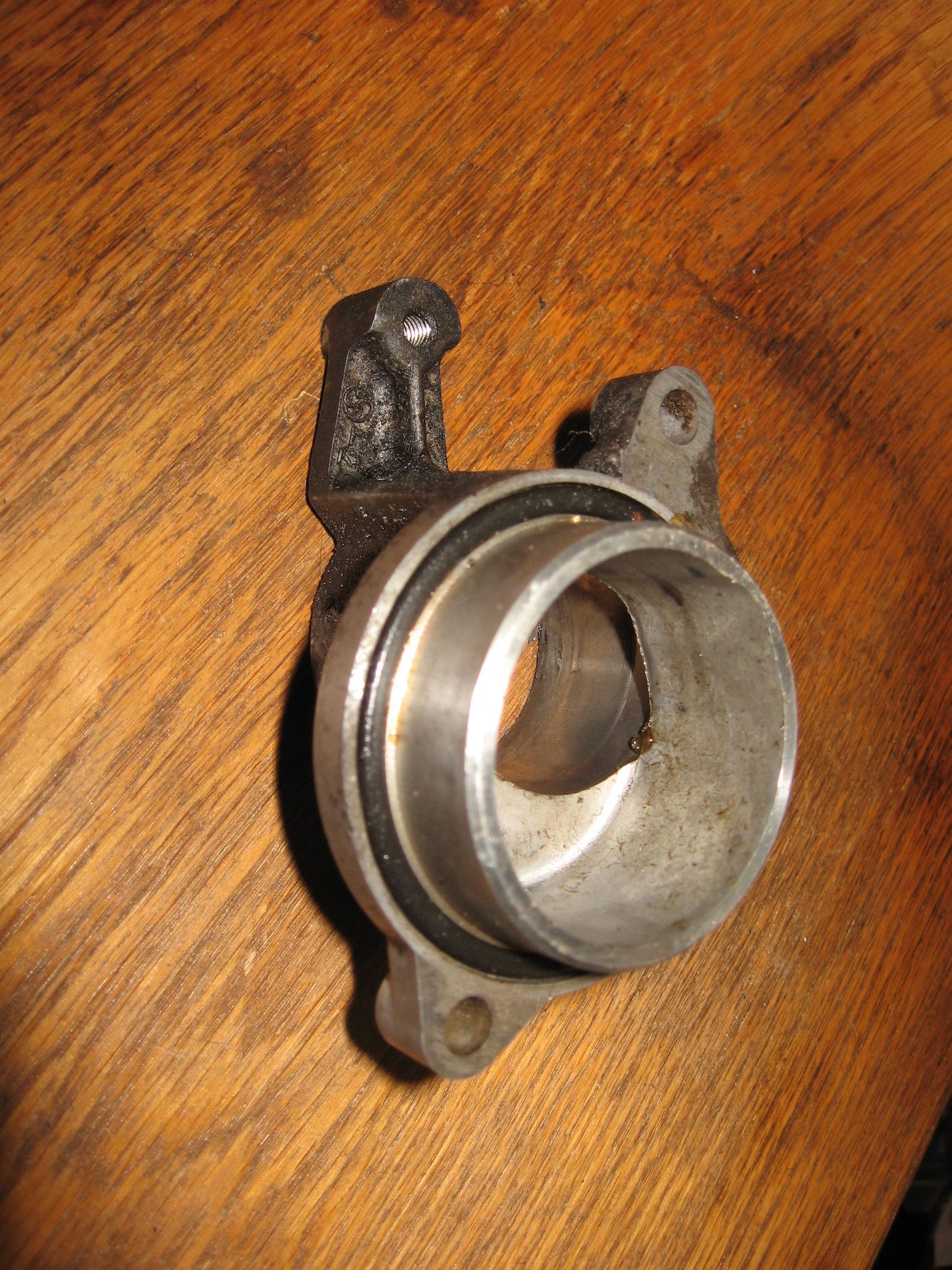 gear case waterpump , tussenhuis aandrijving waterpomp	Gpz600r 85-87 , gpx600r 88-98 , zl600 97	14055-1078