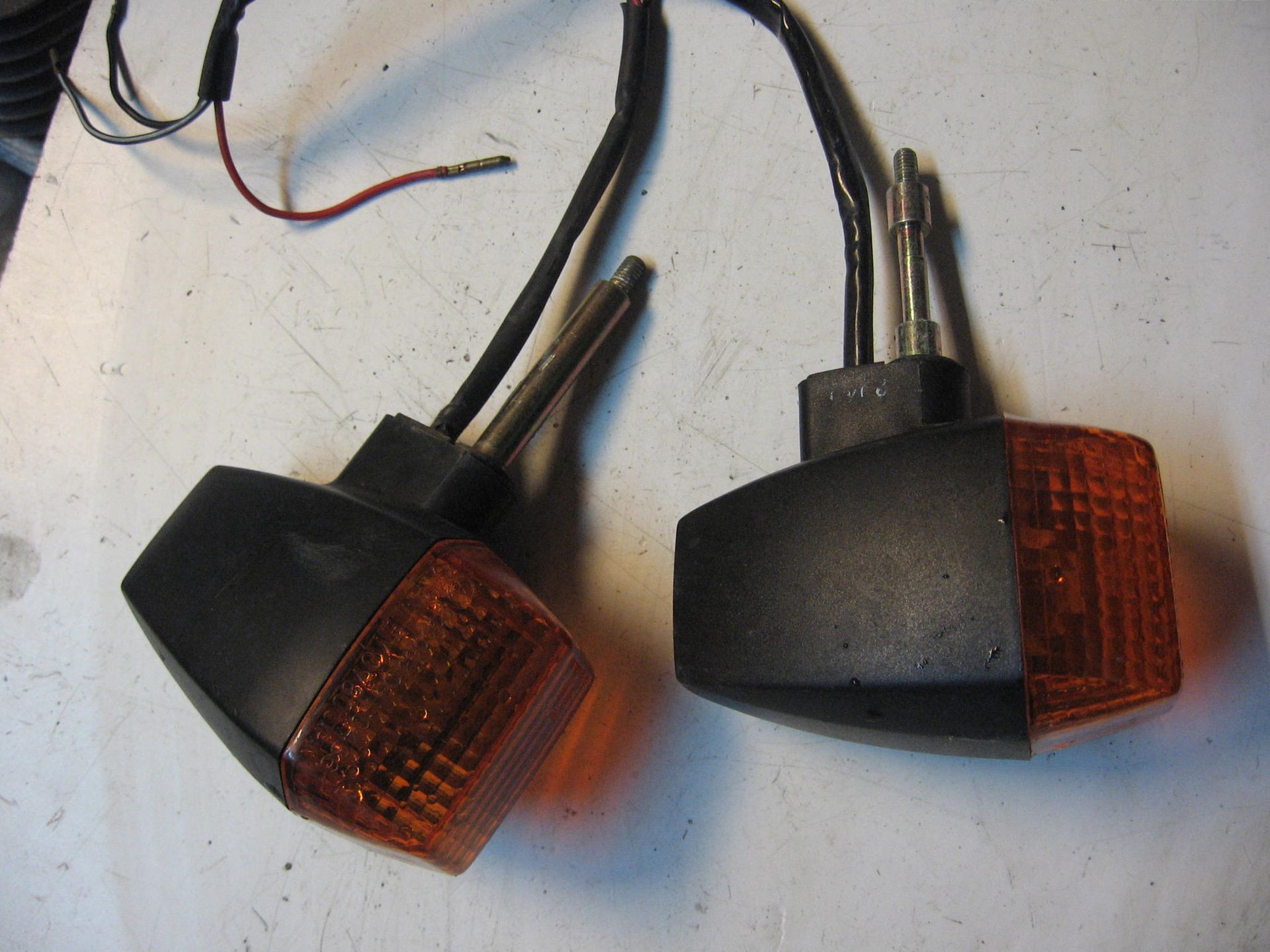 1x knipperlicht voor us model ( blijven branden)// gpx600r zx600c2 1987-97 ,zx750 1987-90		23040-1157 (1)