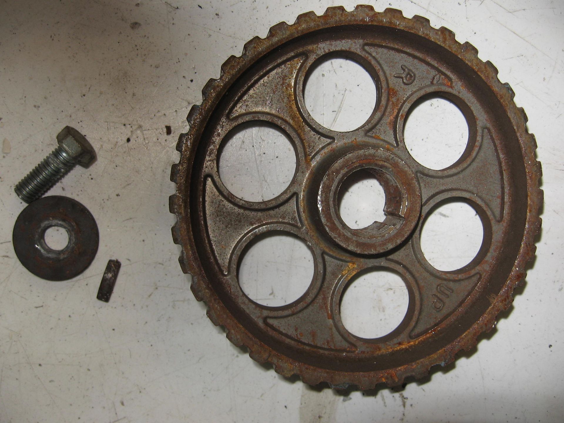 pulley distributieriem // gl1000 1976 gl1100		14211-657-010	,14211-pb2-003 ,14211-pb2-000 ,14211-pc1-000