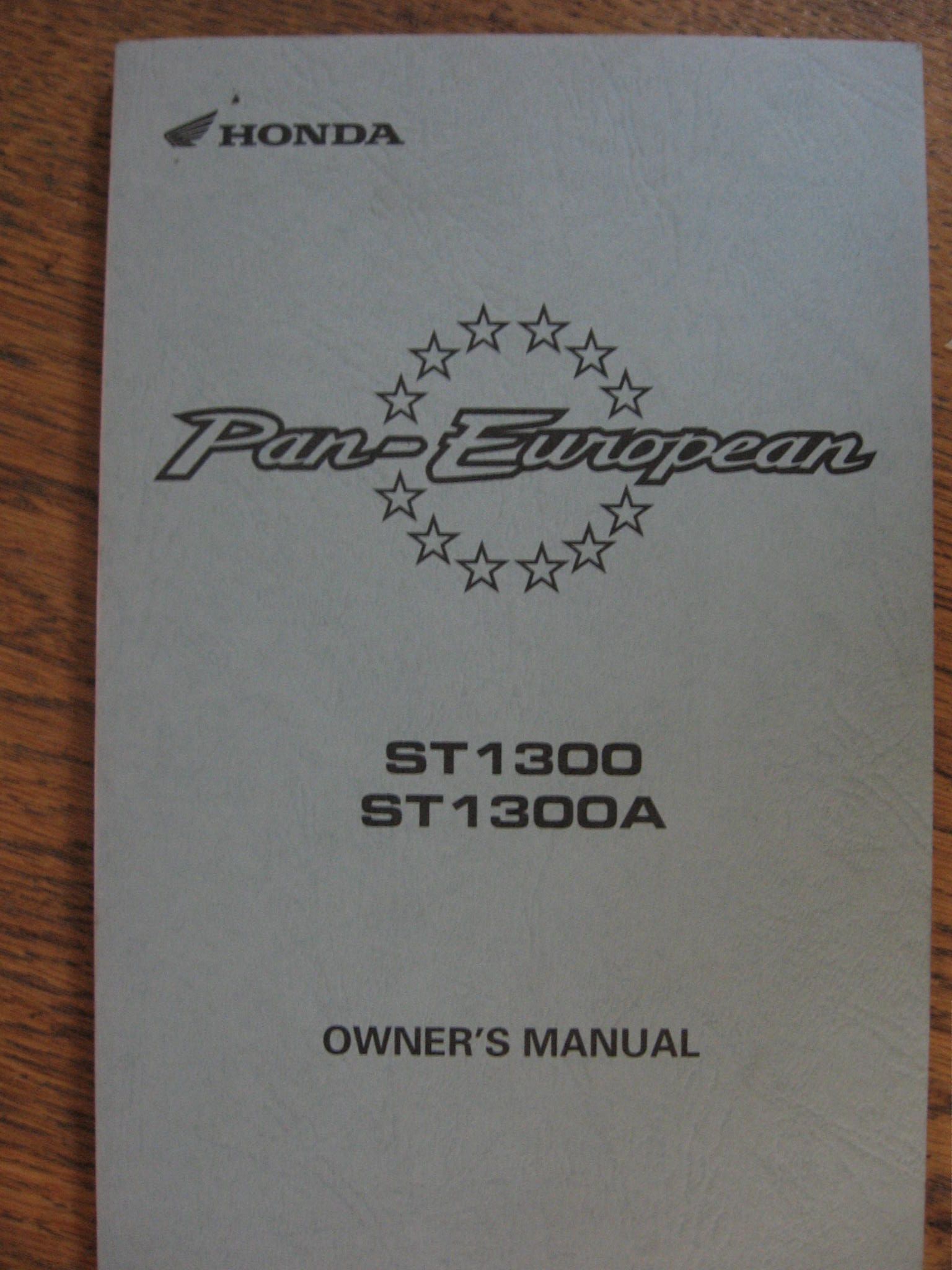 ,uso e manutanzione, honda owners manual 2002	st1300 pan european		00x32-mcs-6000	italiaans