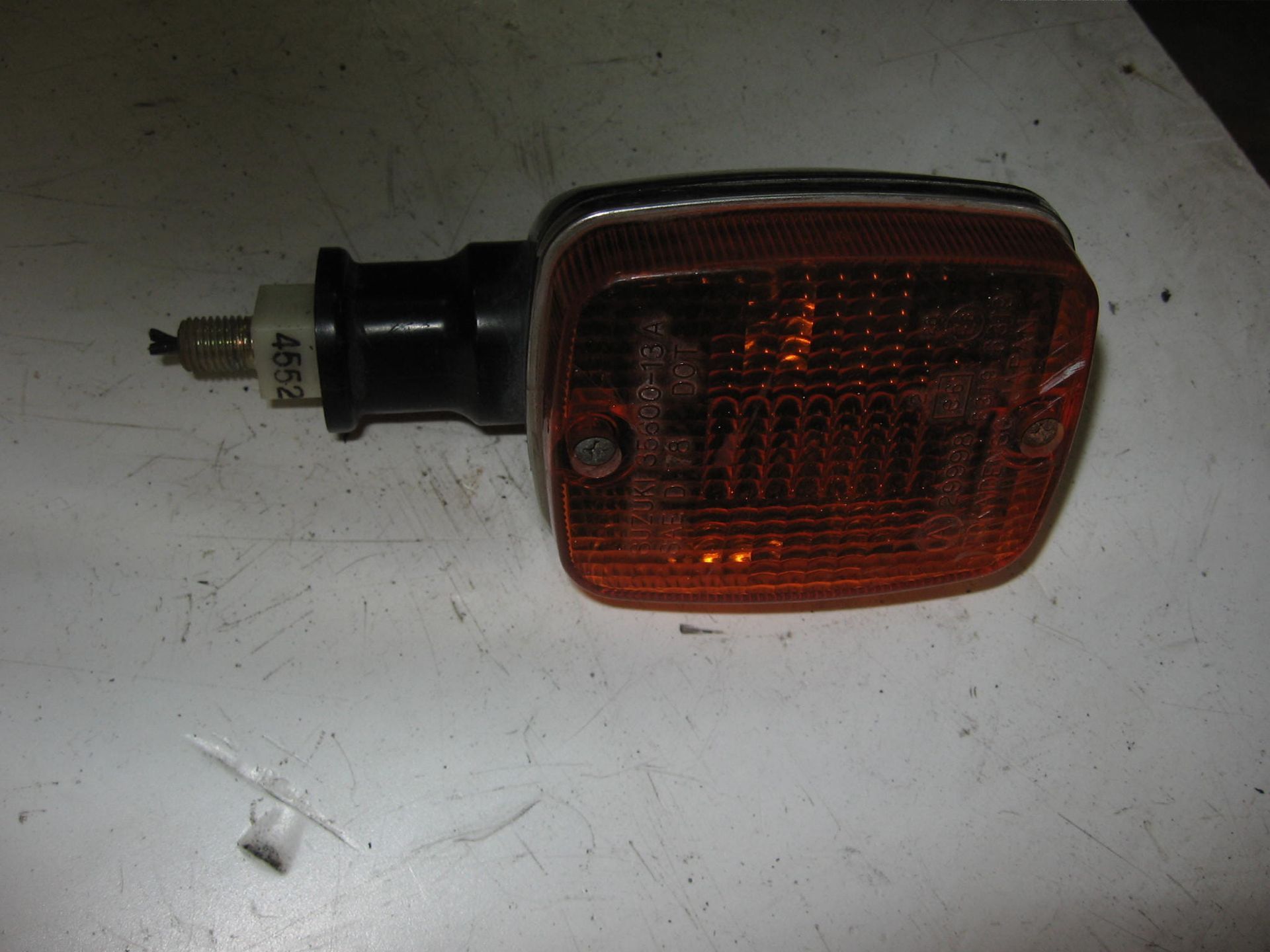 knipperlicht achter met korte arm zonder draad // div gsmodellen		35601-45530	35601-45570-999