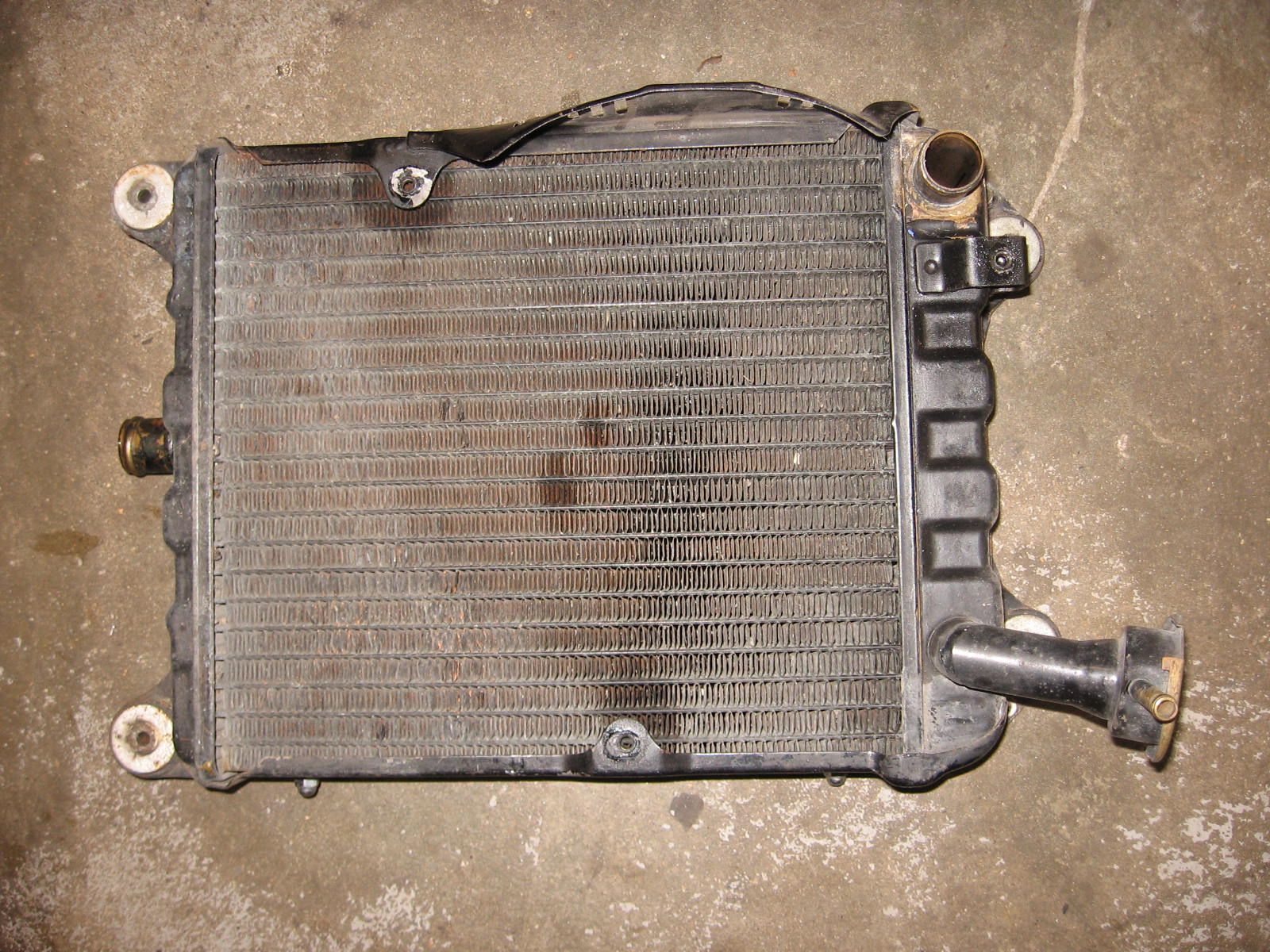radiator ( afgeperst)  	Gl1000 1976-79 , 19010-371-980