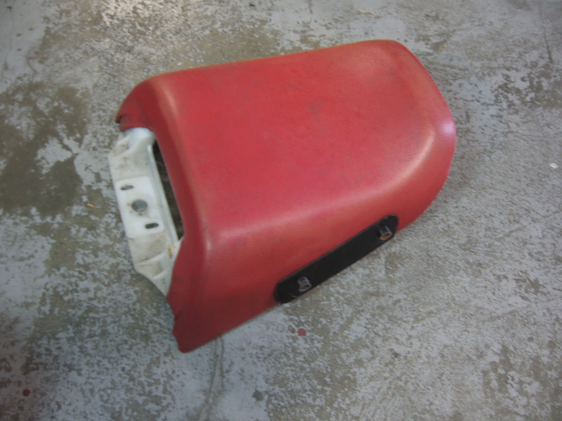 zadel bijrijder , buddy seat	Gsx600f 1988-97	45300-19c00