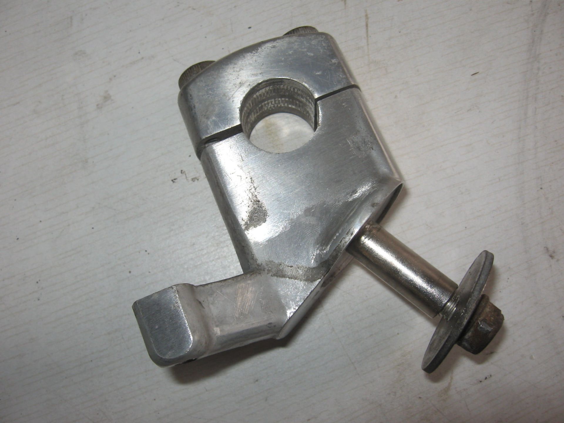 stuurklem rechts	Cmx450c 1986-87	53231-mm2-000 (2)
