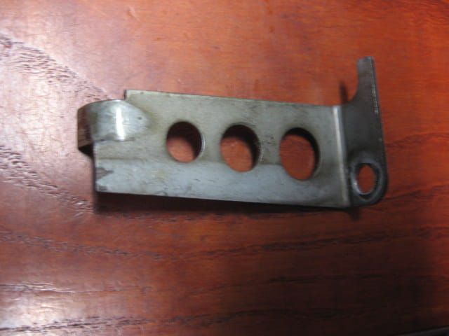 klem in deksel draad dynamo spoel // gsx400e 		31498-45000