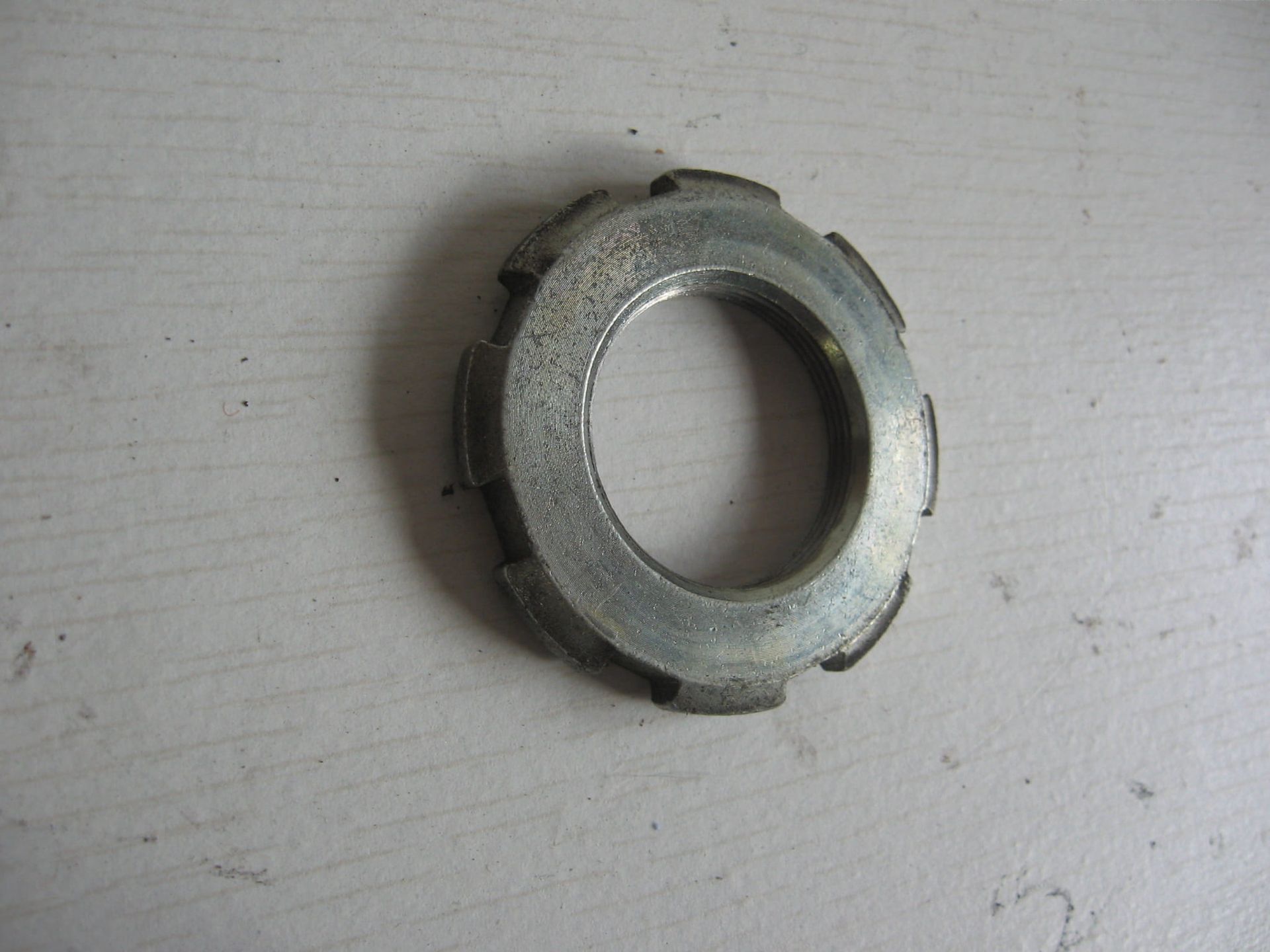 bovenste speciale stelmoer balhoofdlager   //	 cbr900rr 1993-2002 , vt600 1988-2007 ,vtr250 1989-90	90302-425-830