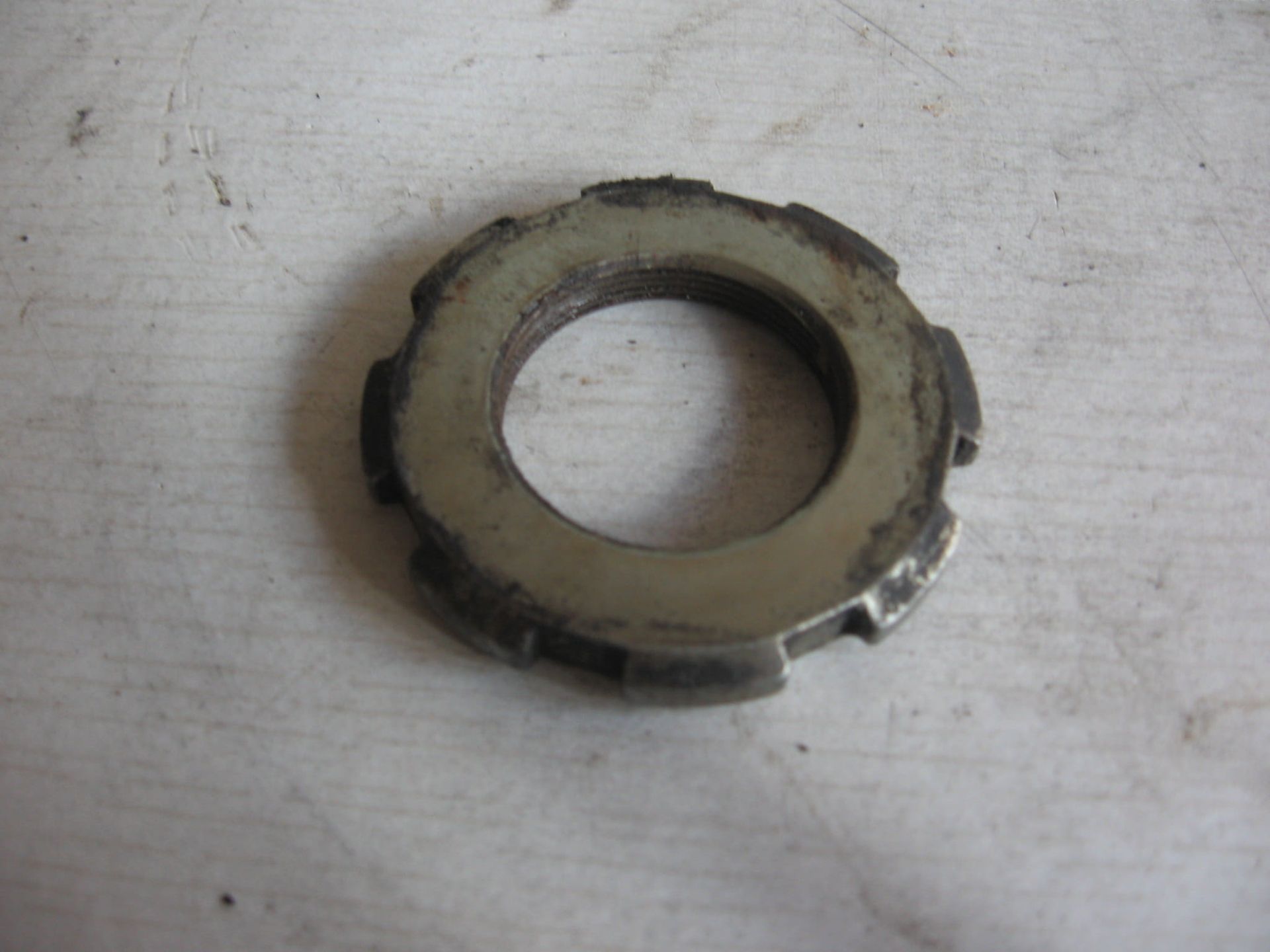 topmoer balhoofd , speciale moer	Cmx450c 1986-87	90302-425-830