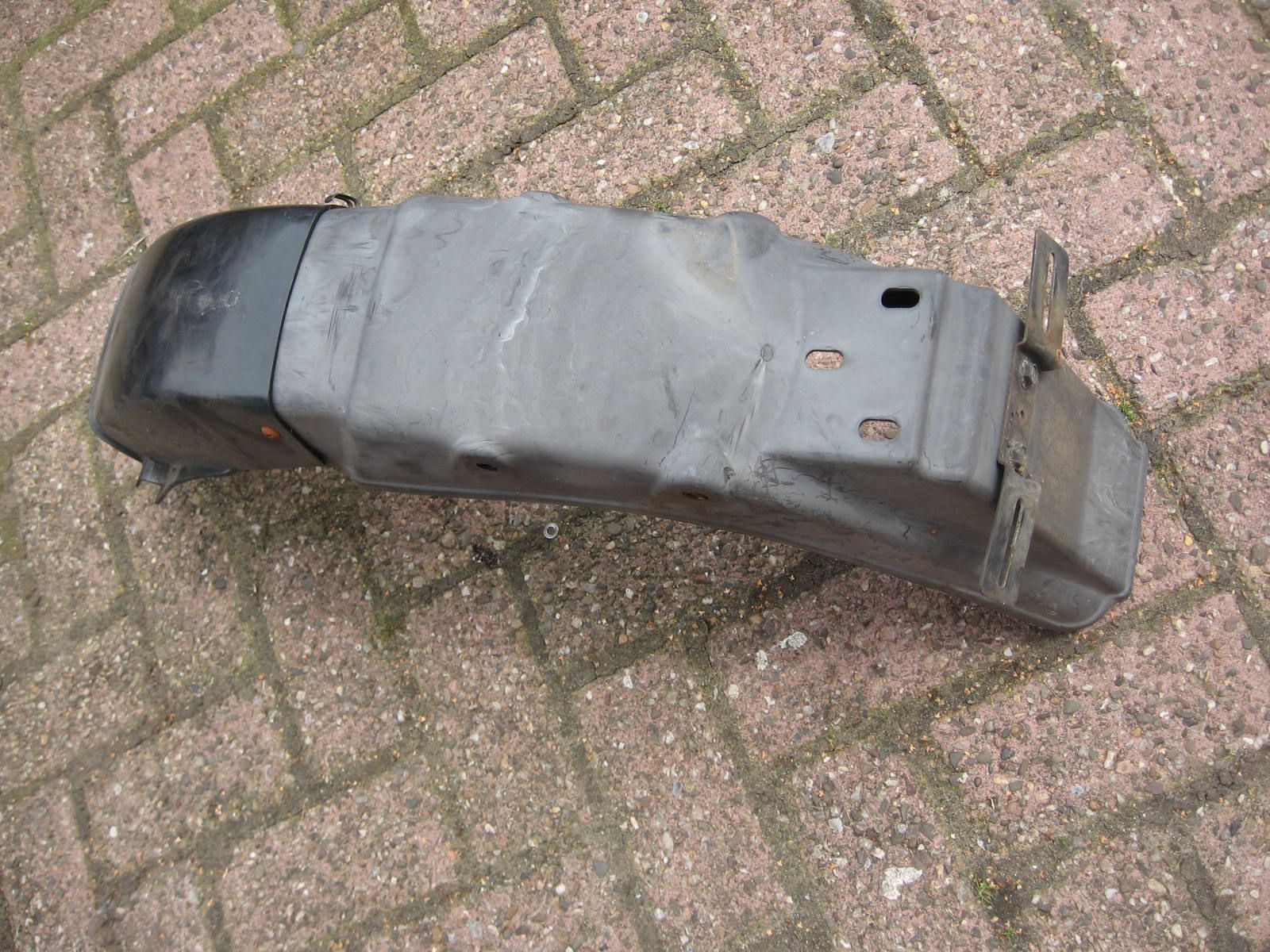 achterspatbord 	Gsx400e 	63112-44100 + 63113-44400	63113-44420 63112-44x50
