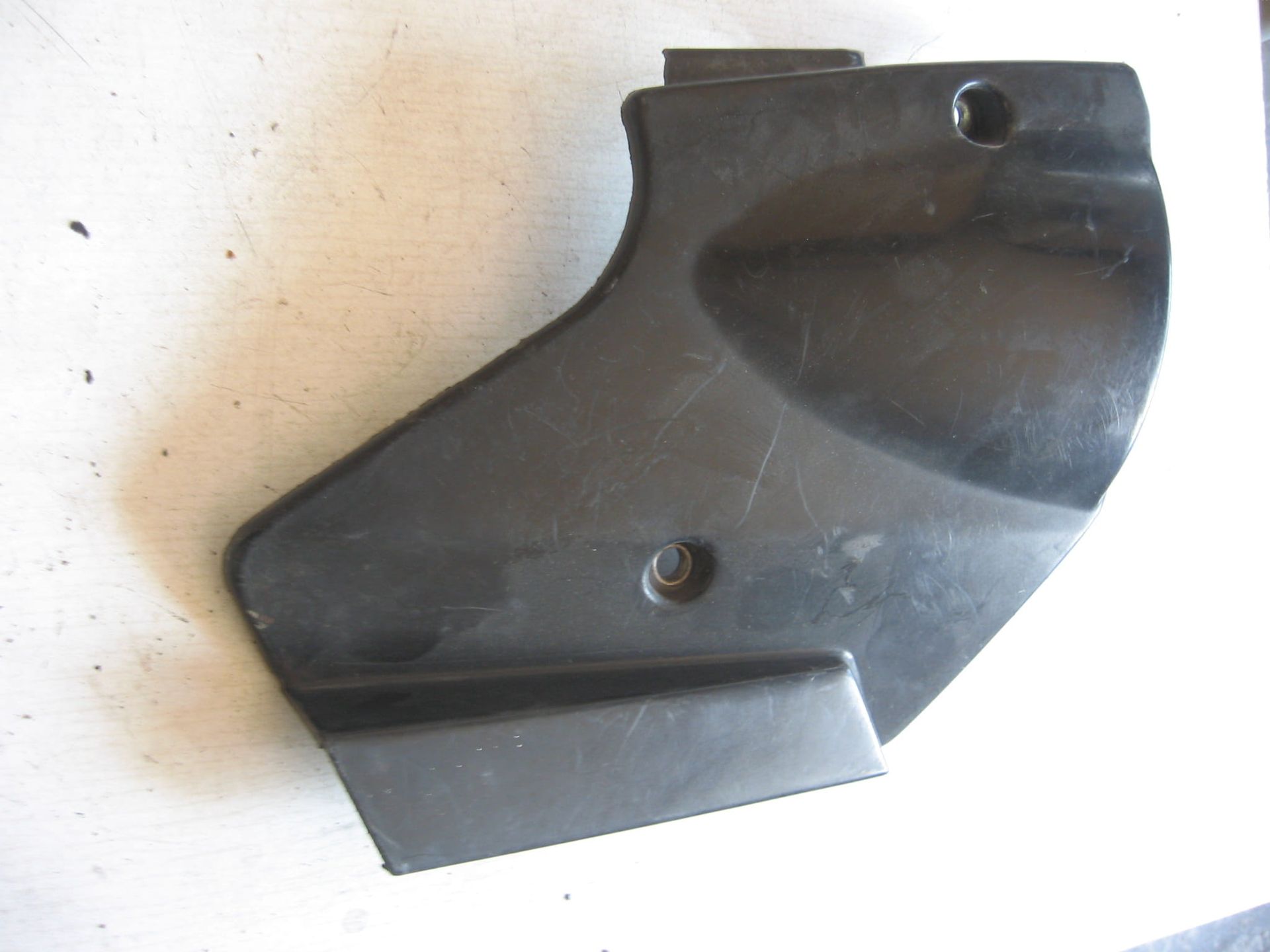 kunstof deksel blok links bij waterpomp	Vt500c  1983-84 vt500f 1983	11341-mf5-000