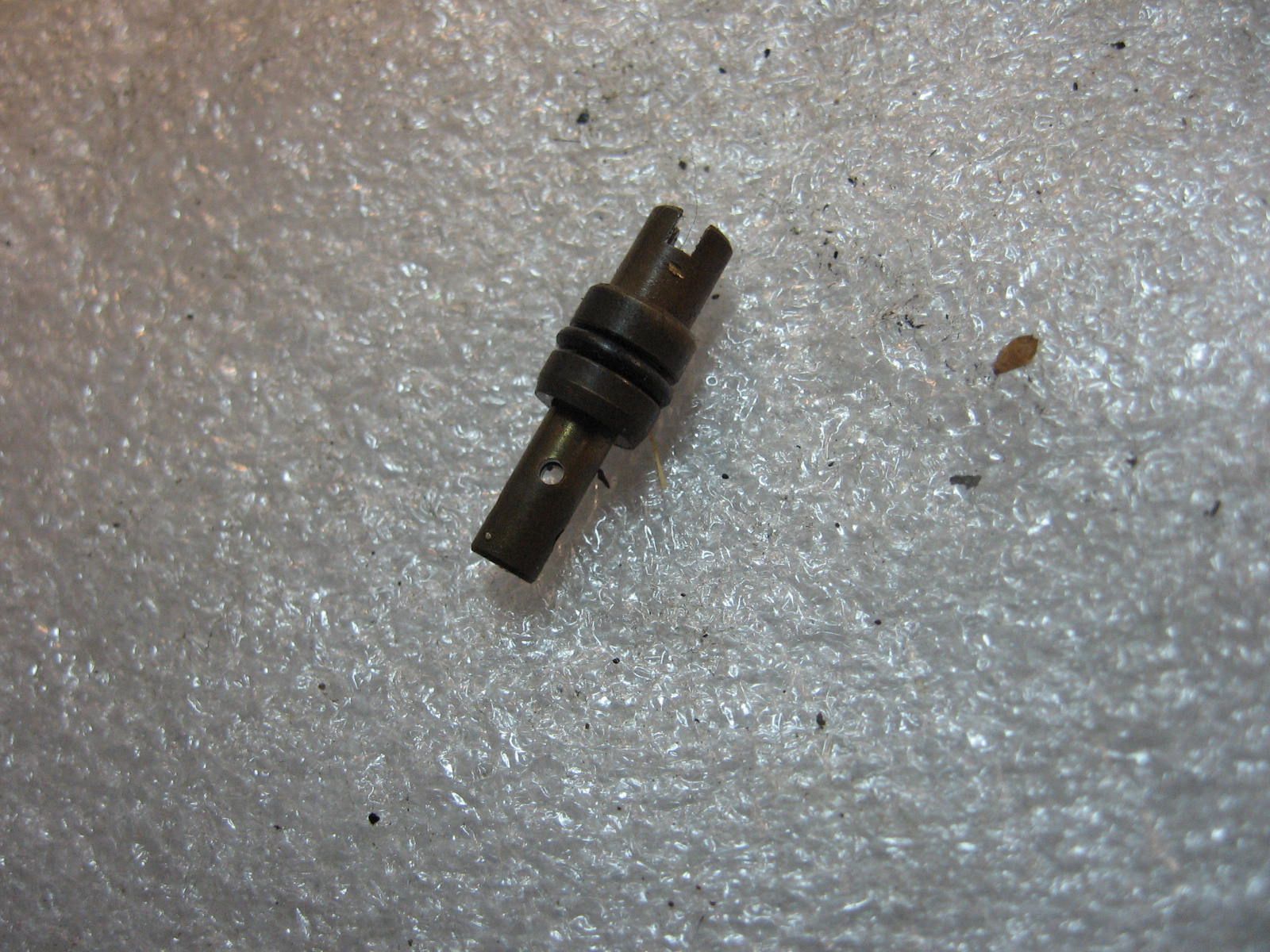 oil gallery jet , carter	vz800 vs700 vs1400 vl800 vs	09493-28010