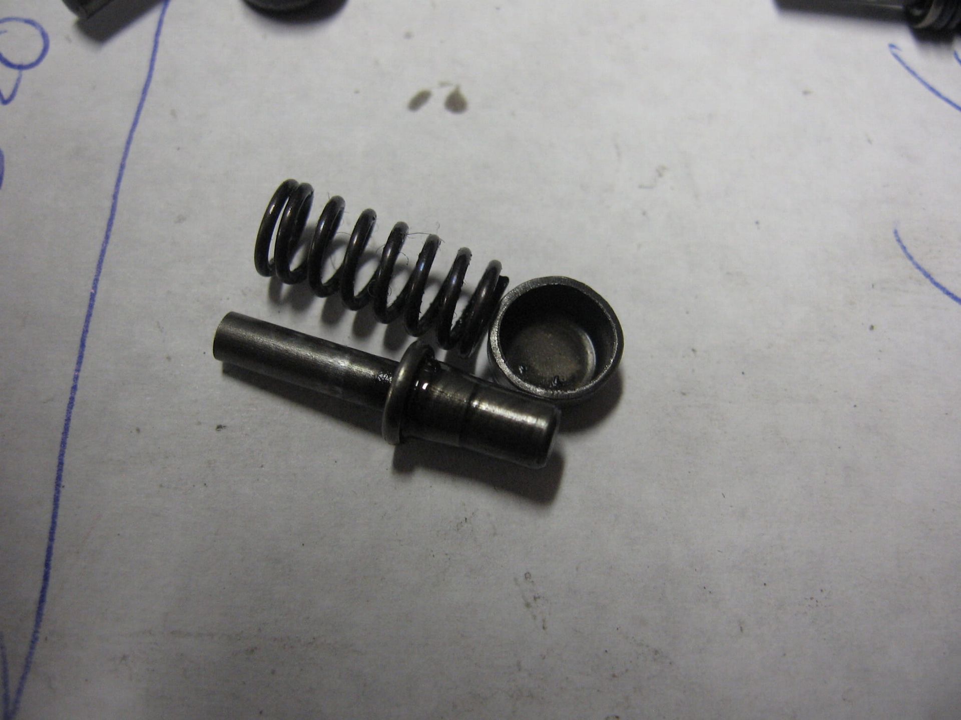tappet adjustshaft + spring assist	Vt750c 82 83 vt700c 84	14462-me9-000 , 14470-me9-000	14462-me9-010 ,14461-me9-010