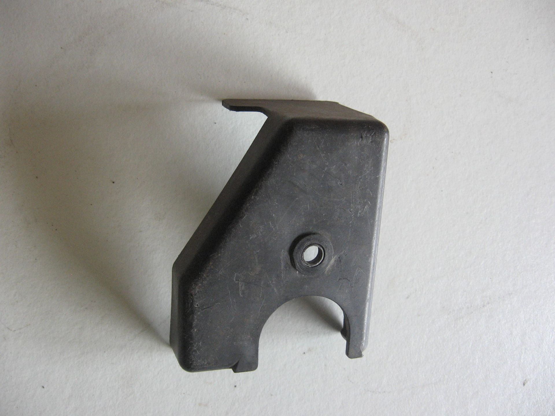 46516-mm2-000 d314a 1 verkleurd , krasjes