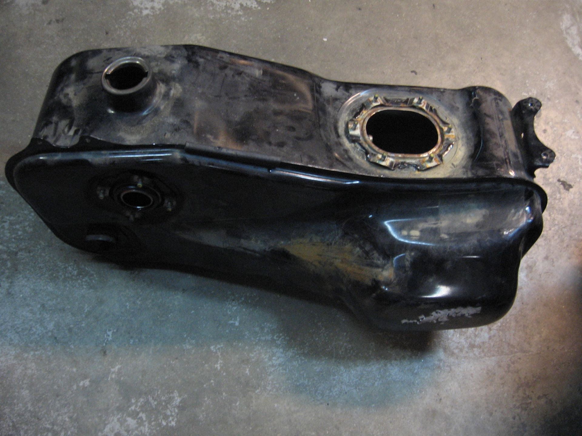 benzine tank // gl1500se 1990-2000		17510-MZ3-000	17510-MT8-000