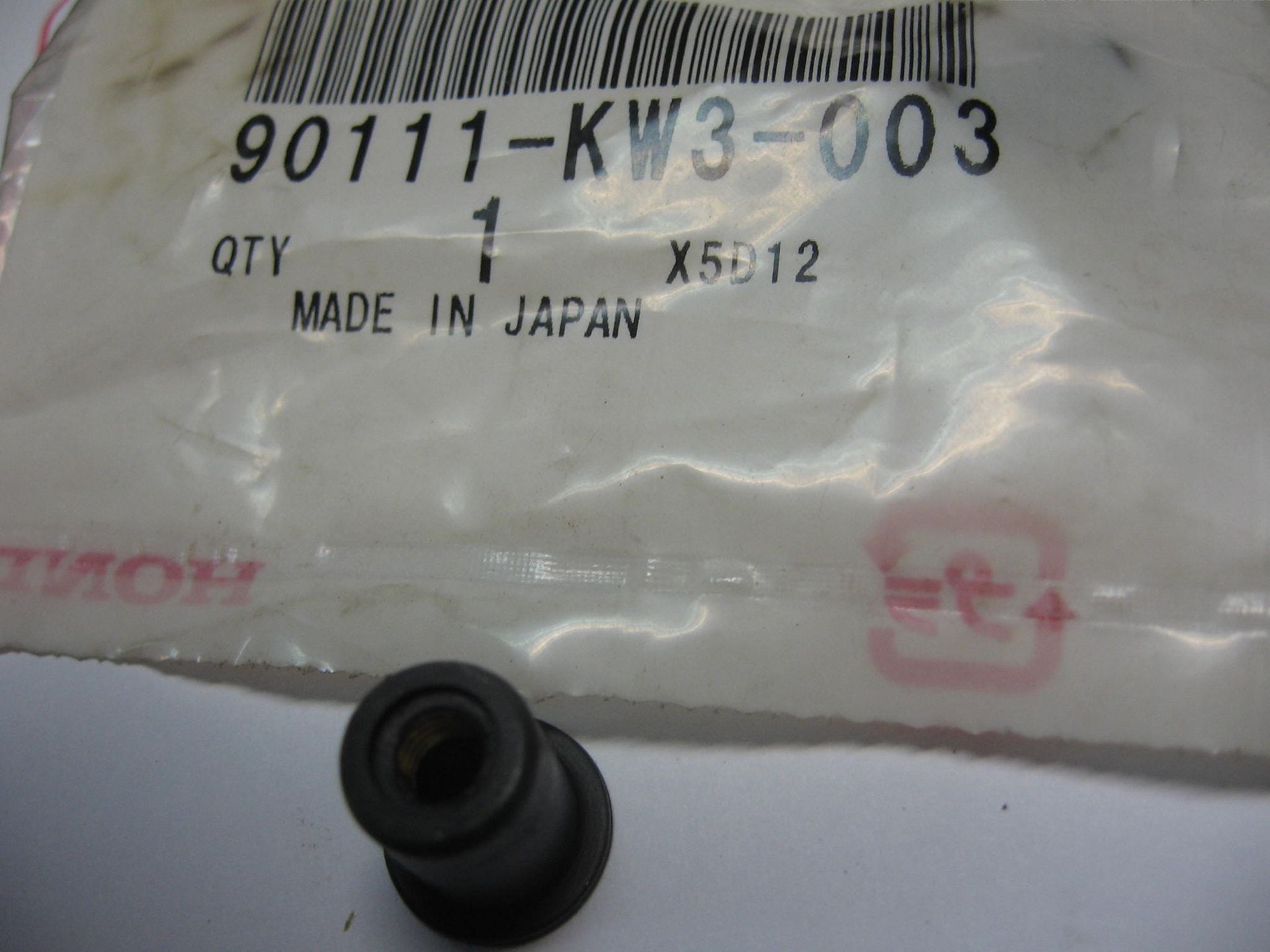3x Wellnut / cowl nut, M5x9,4x12,5	oem	90111-kw3-003