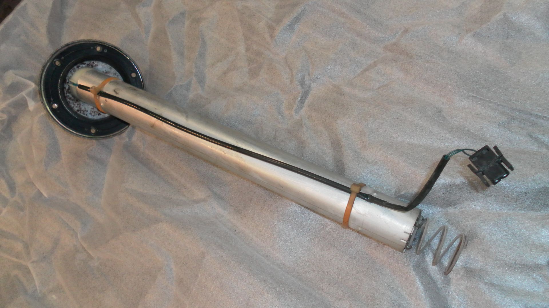 Benzinemeter , sending unit	R1100rt 95-2002 , r1150rt 2000-06	62162306541