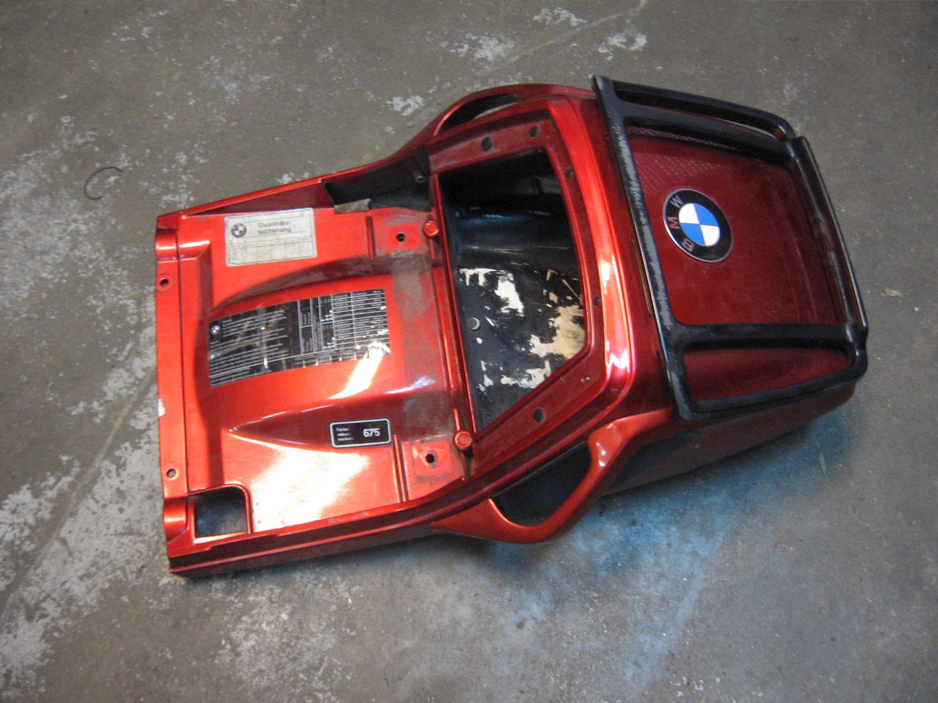 kontje achterkant rood met handgrepen / k75rt 1992 ,k75 serie k100 serie