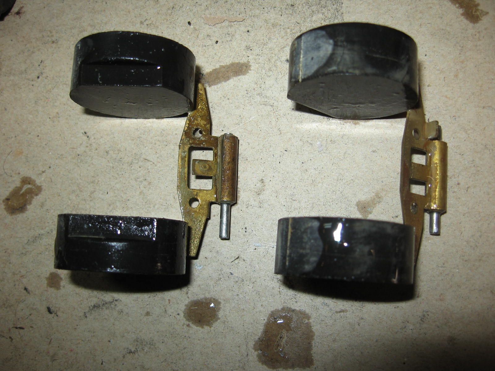 1x vlotter mikuni met pen	gs modellen 77-79	13252-43010
