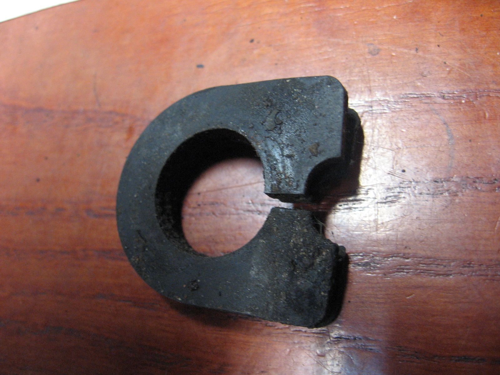 rubber doorvoer waterpijp	Vtr250 1988-89	19524-ke8-000