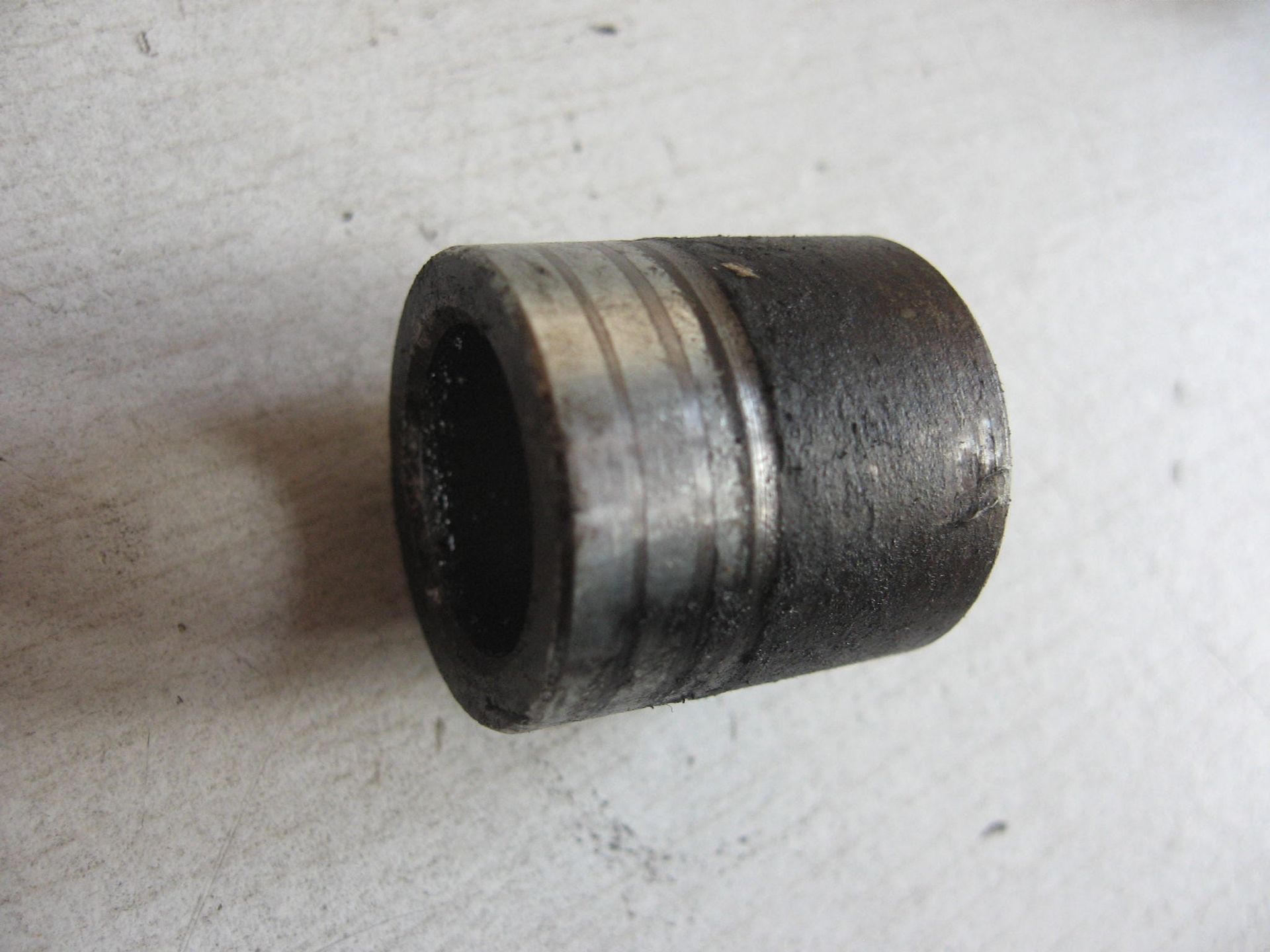 afstandsbus voorwiel	Cb900f 81-82 , cb650sc 1981-85 cb750 81-82	44311-461-770	44311-460-840