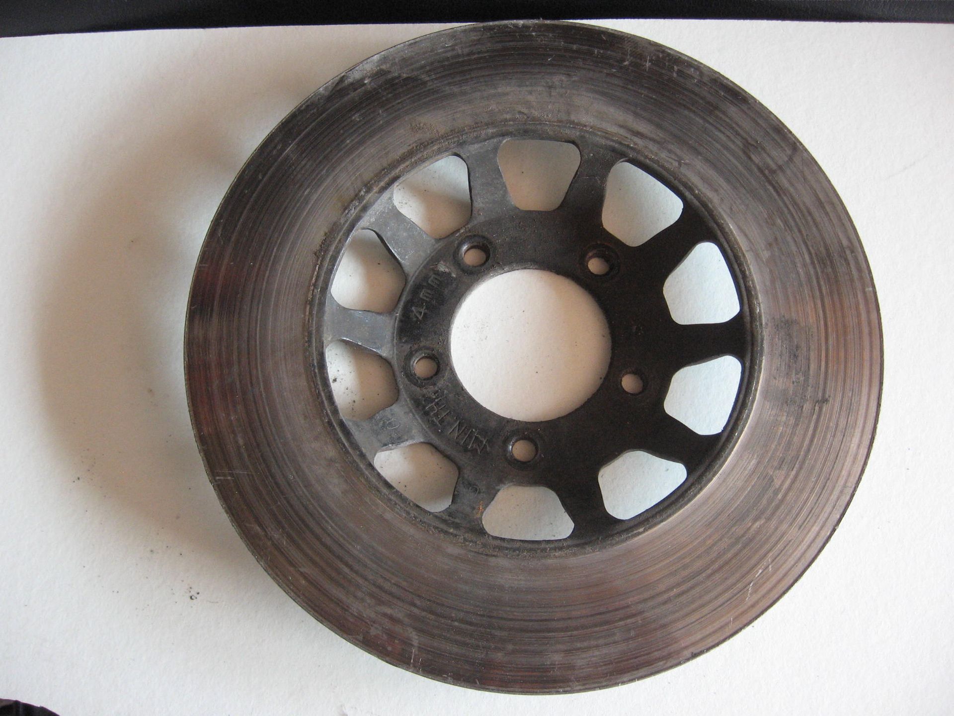 remschijf voor/Dik 4,5mm / cx500 	met dubbele schijf,	45251-415-611	452a5-426-610