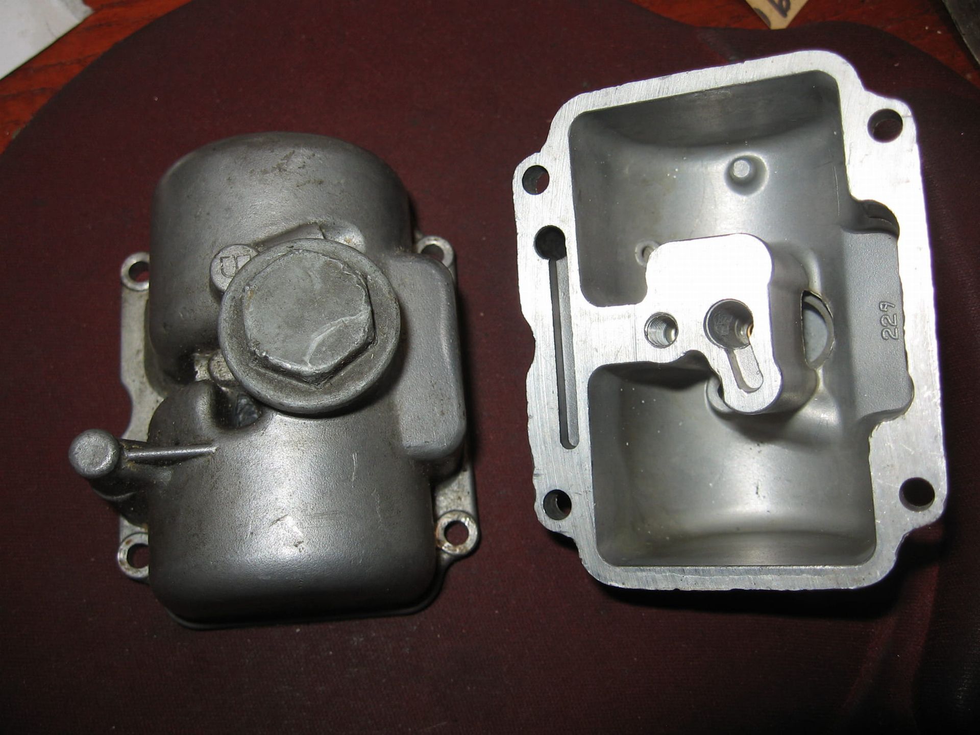 vlotterbak mikuni 	gs450   	13247-32210