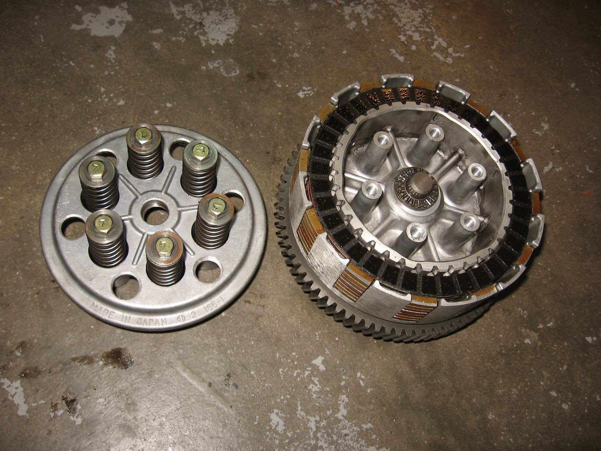 koppeling 	gs500e  	21200-44102,   21411-44101 , 21462-16501	21200-44101 , 21462-14301
