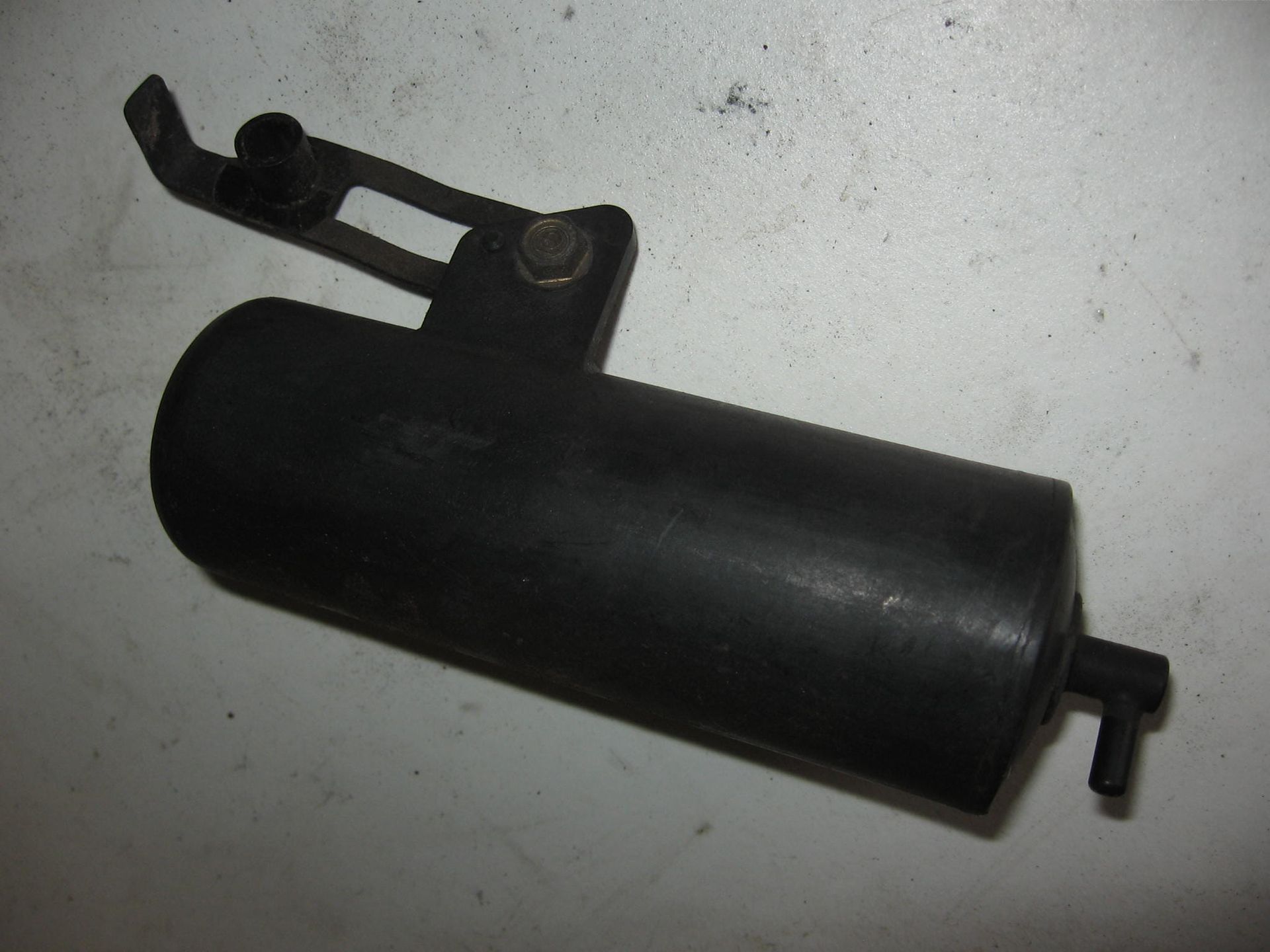 tank vacuum + bevestigingsbeugel // gl1500se 90 19(88)90-2000		36625-mn5-000 + 50240-mt8-000