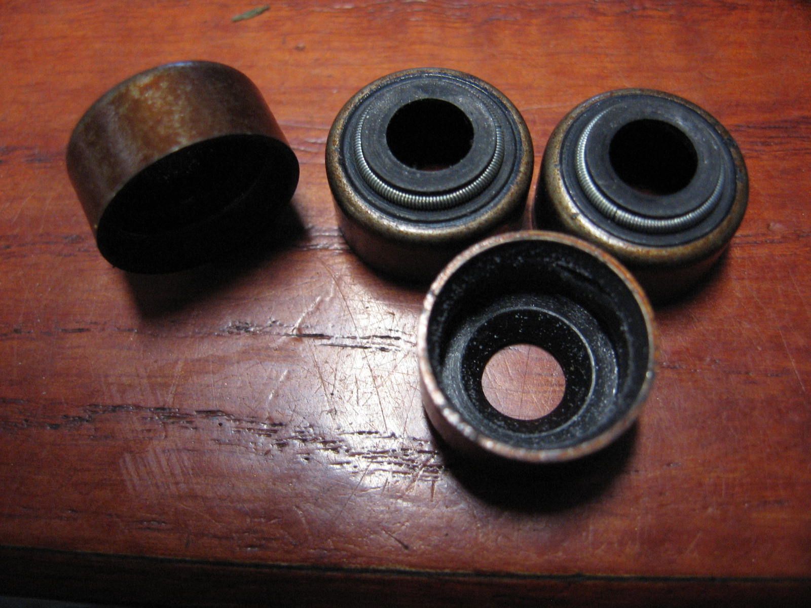 4x Klepseal ( 7x14,4x9) – dr600				09289-07002-000