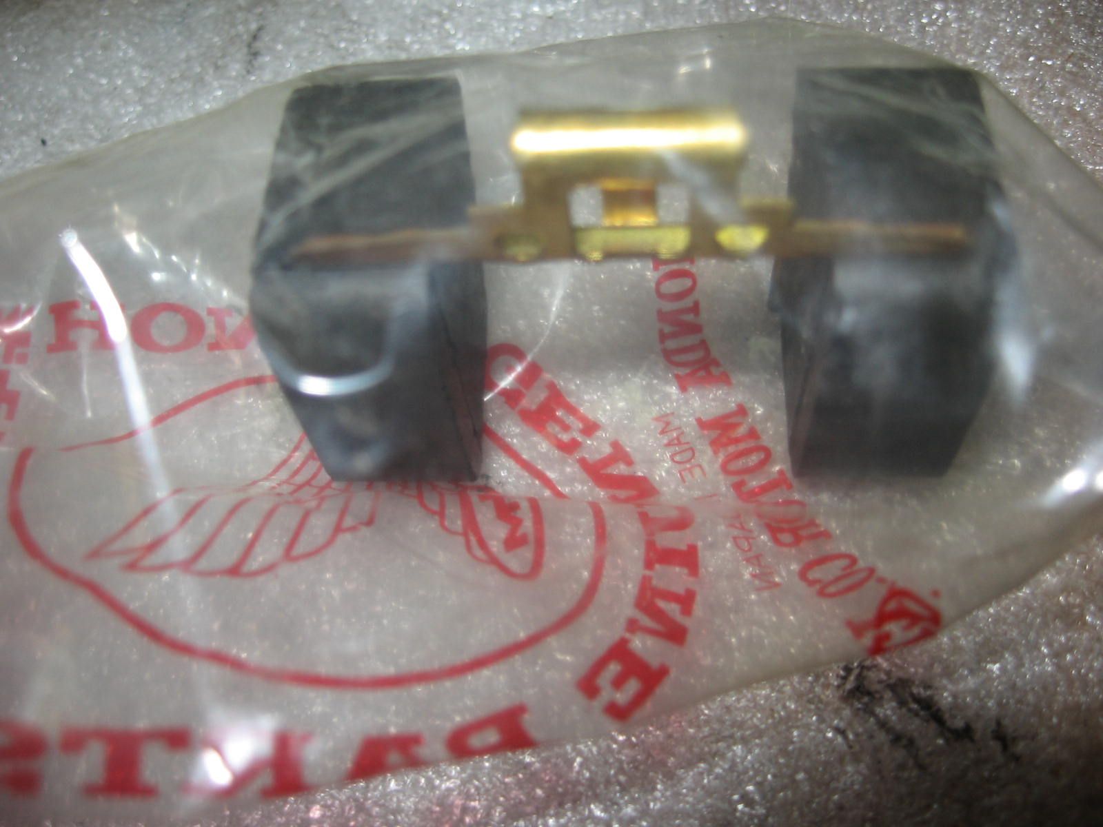 vlotter carburateur – cb350f	nos  	oem			16013-333-004