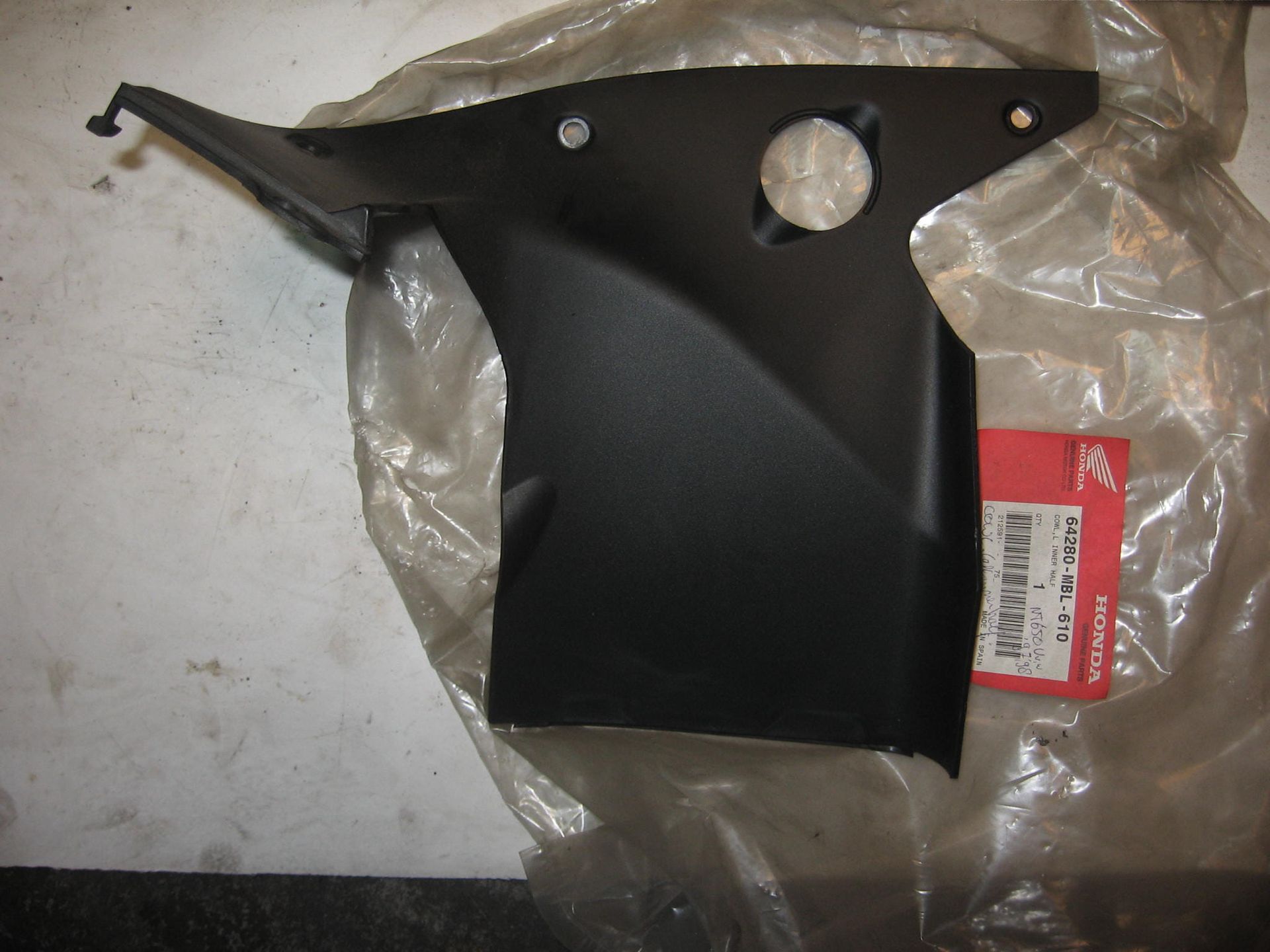 links binnenkuipdeel – ntv650 1998-2005		honda		64280-mbl-610