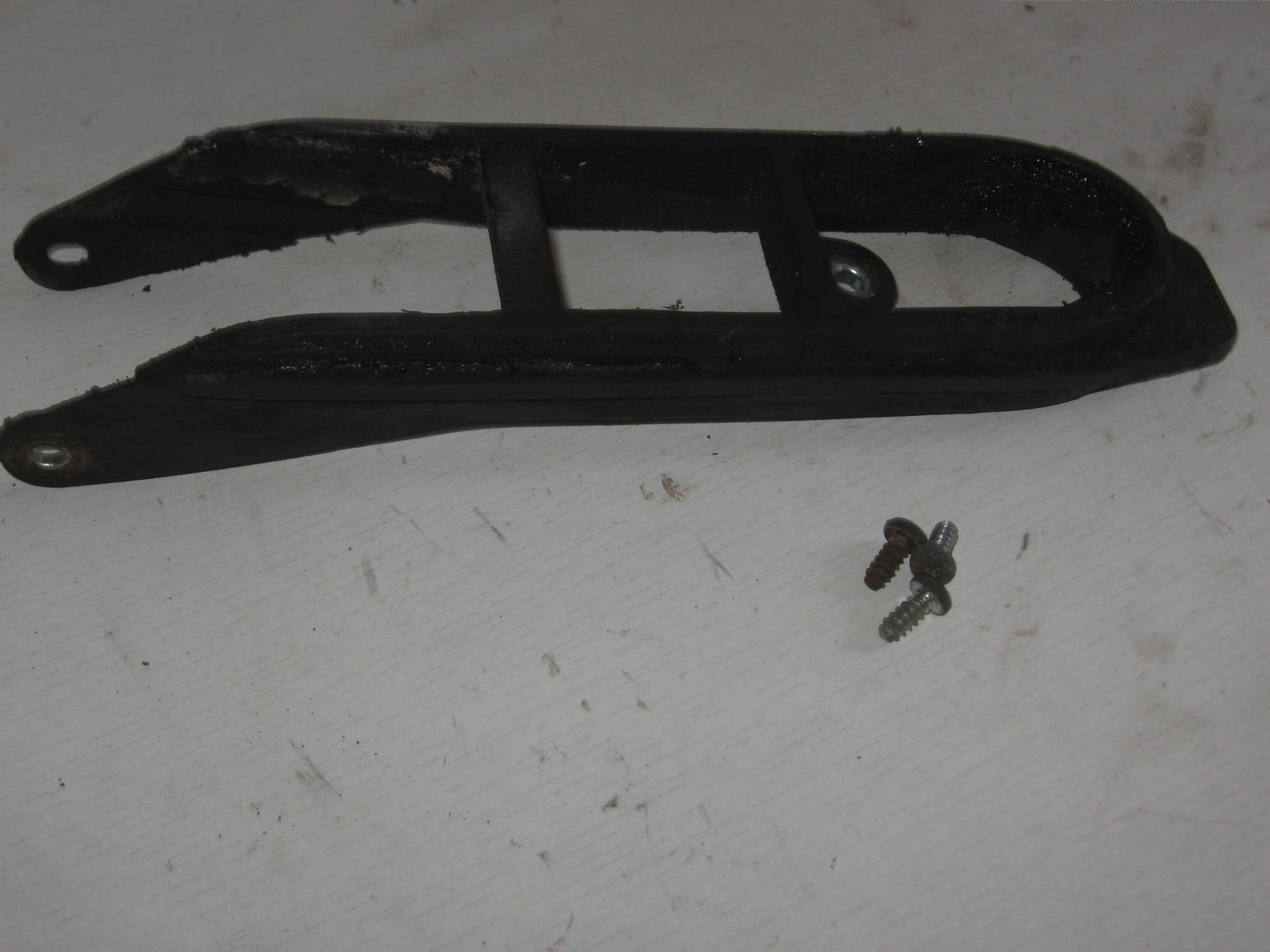 ketting geleider op achterbrug	Xbr500 1985 , gb500 1989-90	52170-mk4-000	52170-mk4-690