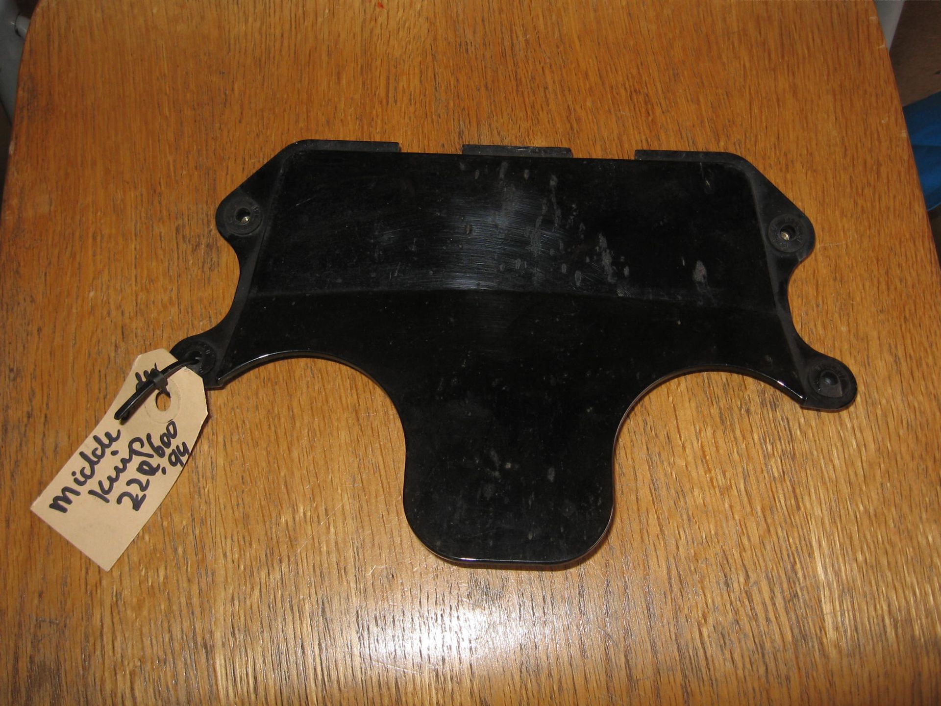 plaatje onderkant topkuip // zx600 zzr600 1994 1993-97		55022-1075	55022-1084