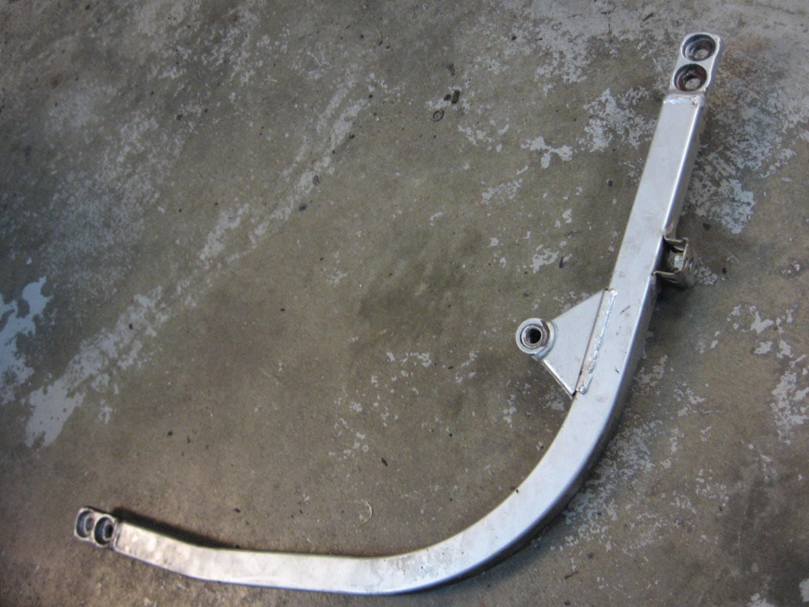 framebuis 	Gpz500s 1987-88 		31064-1082