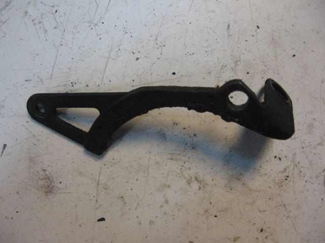 beschermbeugel bij voor kettingwiel // cbx550 f f2 		11365-ma7-000