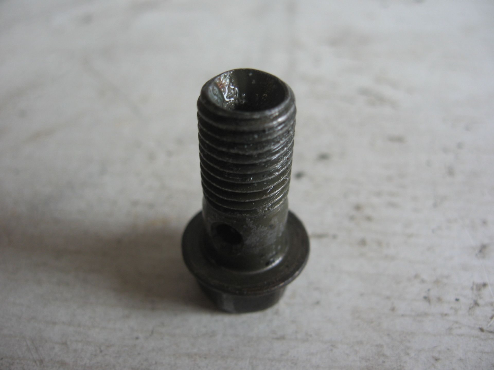 Bout voorrem olie slang	Cmx450c 1986	90145-km3-750	90145-km3-751
