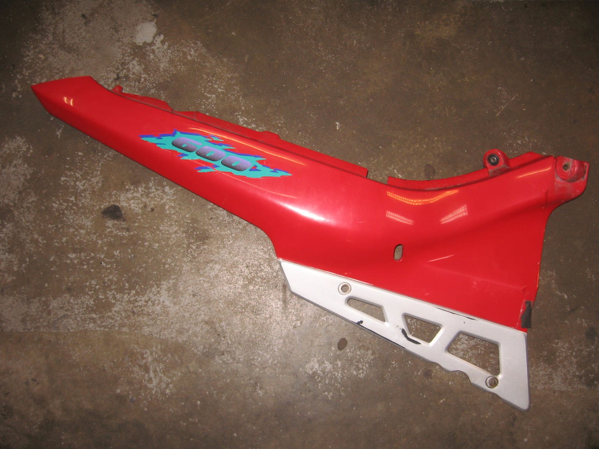 zijkap frame rechts	Gsx600f 1988-96	47110-43c60	47110-43c
