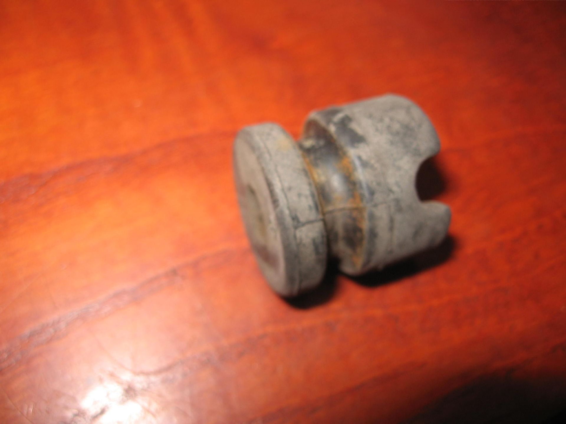 rubber demper ,montage rubber onderkant radiator // k75rt k75 k100	17 11 1 460 219 ,17111460219