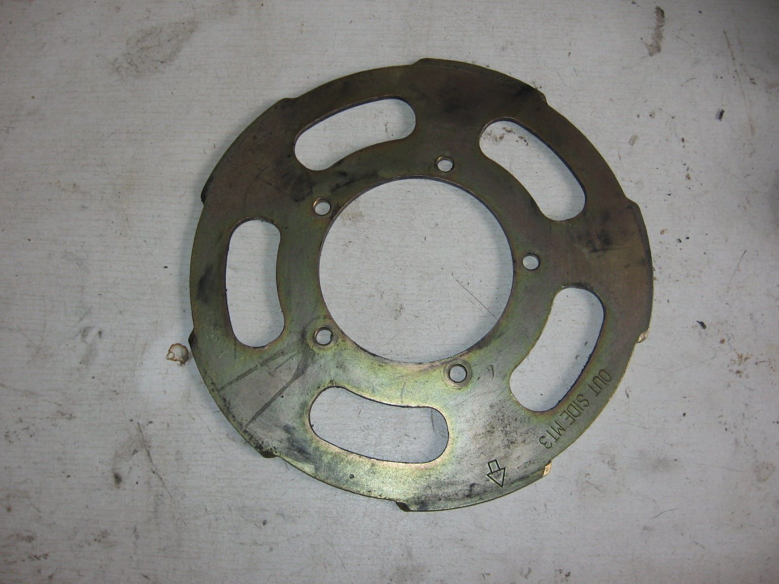 Holder damper rearwheel , ring  houder demper achterwiel	St1100 1991-03	42617-mt3-000