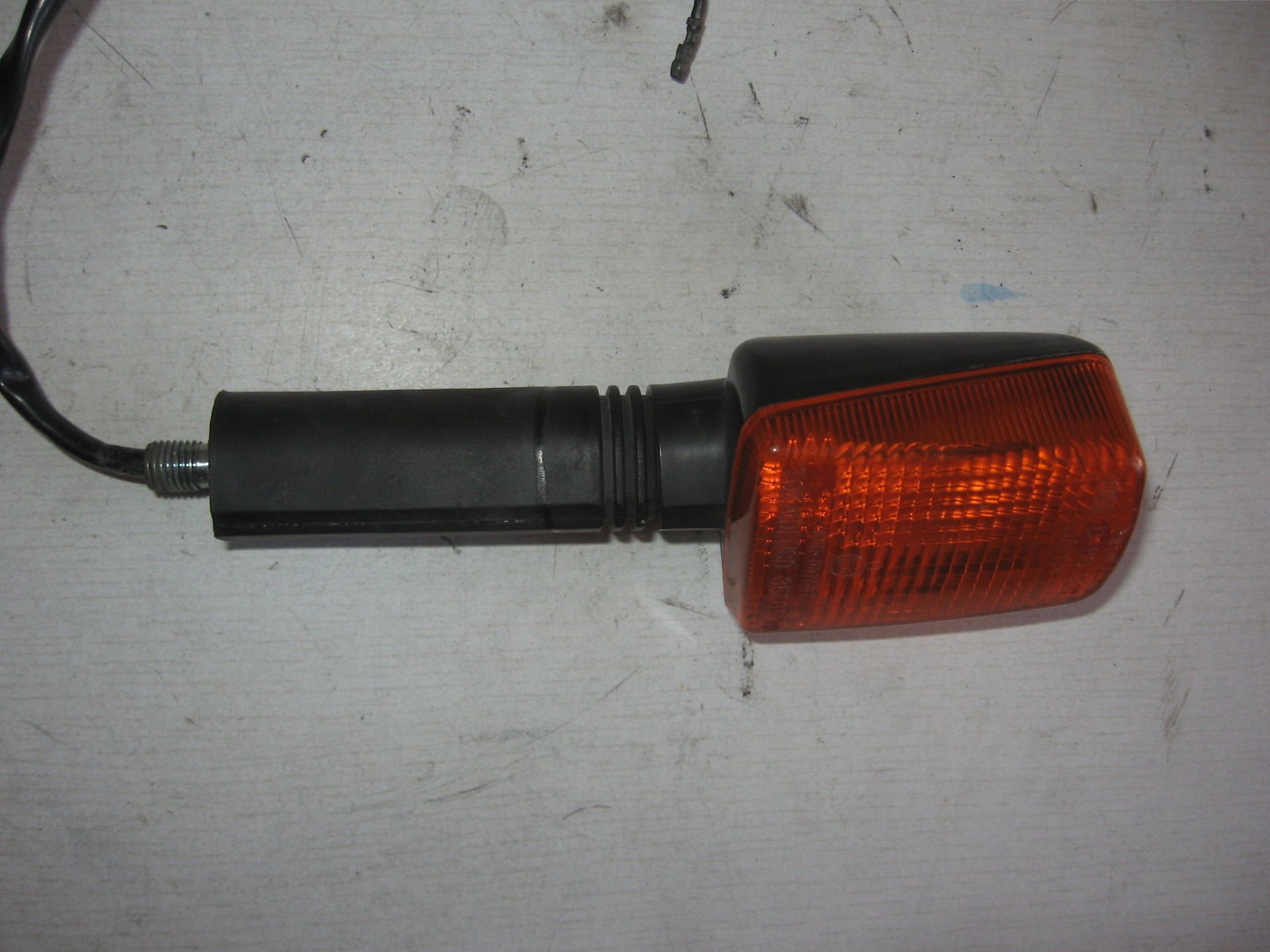 knipperlicht rechtsvoor	Gsx600f 1988-97 , gsx750f 1989-97 , gsx-r750 1988-95	35601-01d10