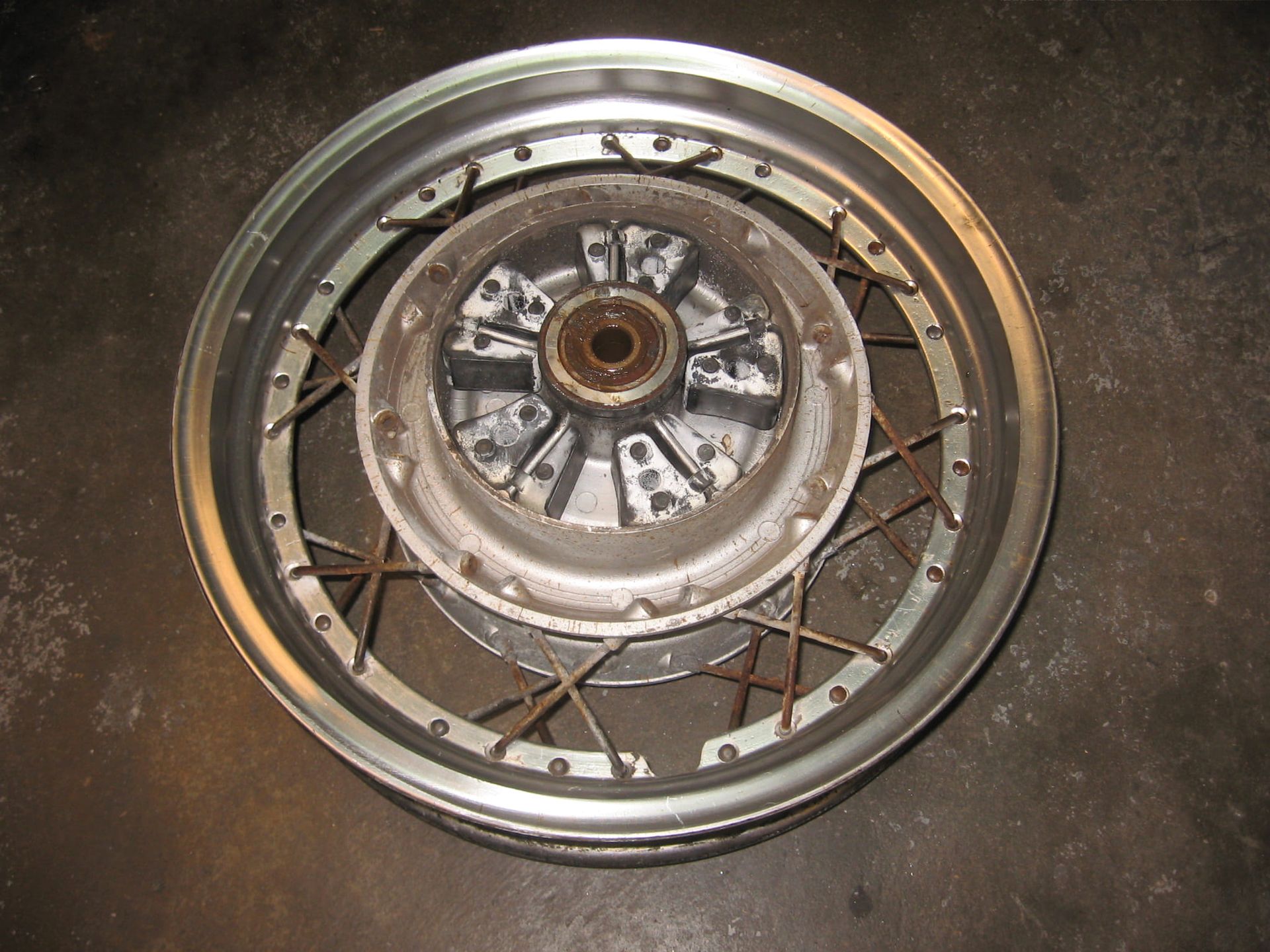 achterwiel 	Cmx450c 1986 – 1987	42701-mm2-671