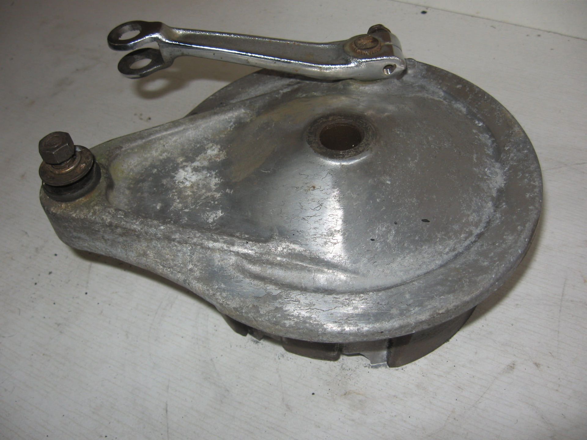 achterremplaat compleet	Cmx450c 1986-87 , vt500c 1983-86	43100-mf5-010