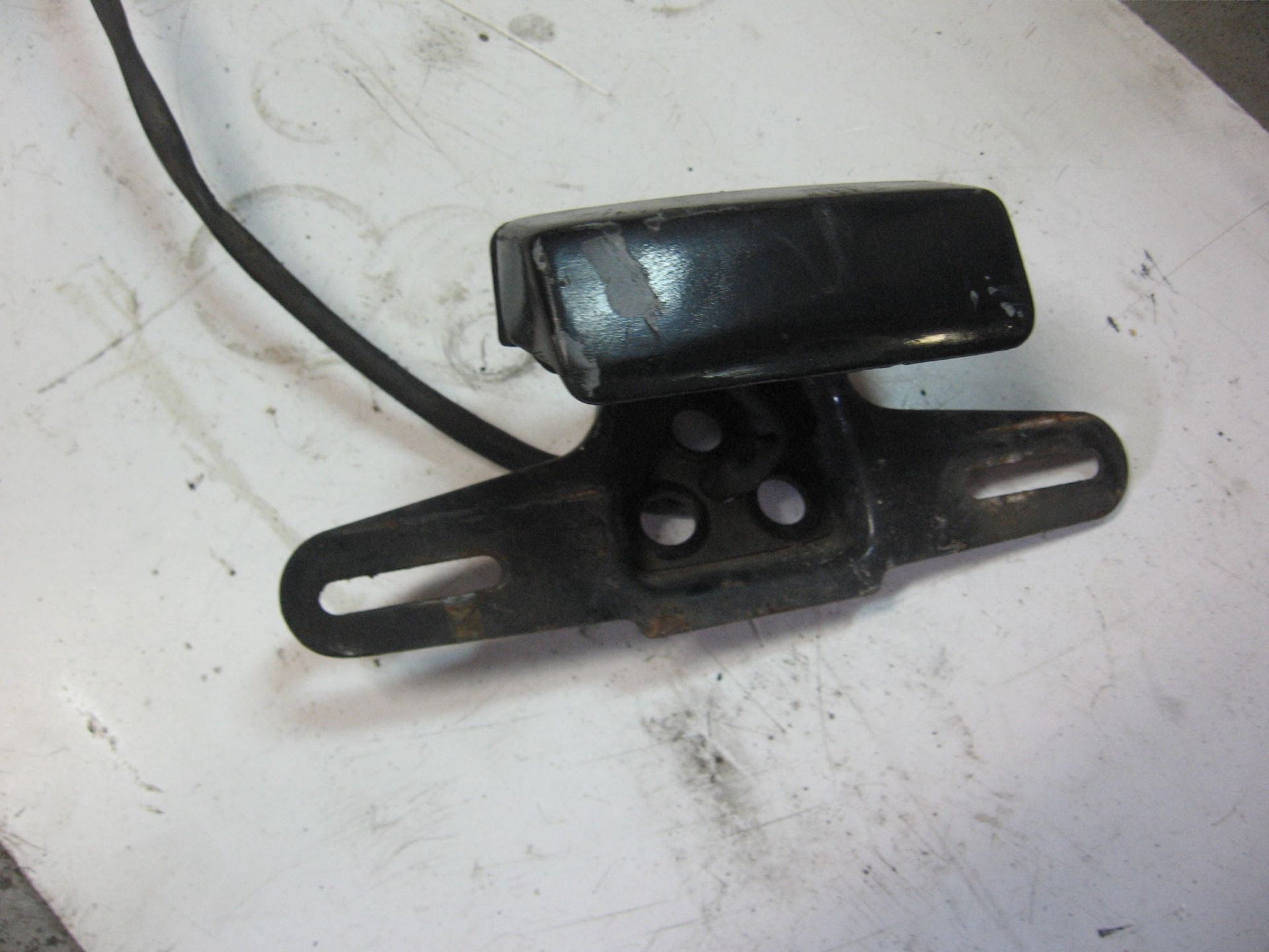 kentekenplaat verlichting met plaathouder- xs400sj 1982		14v-84745-60 + 14v-84751-00-33	4gy-84745-01 1UJ-84745-A0
