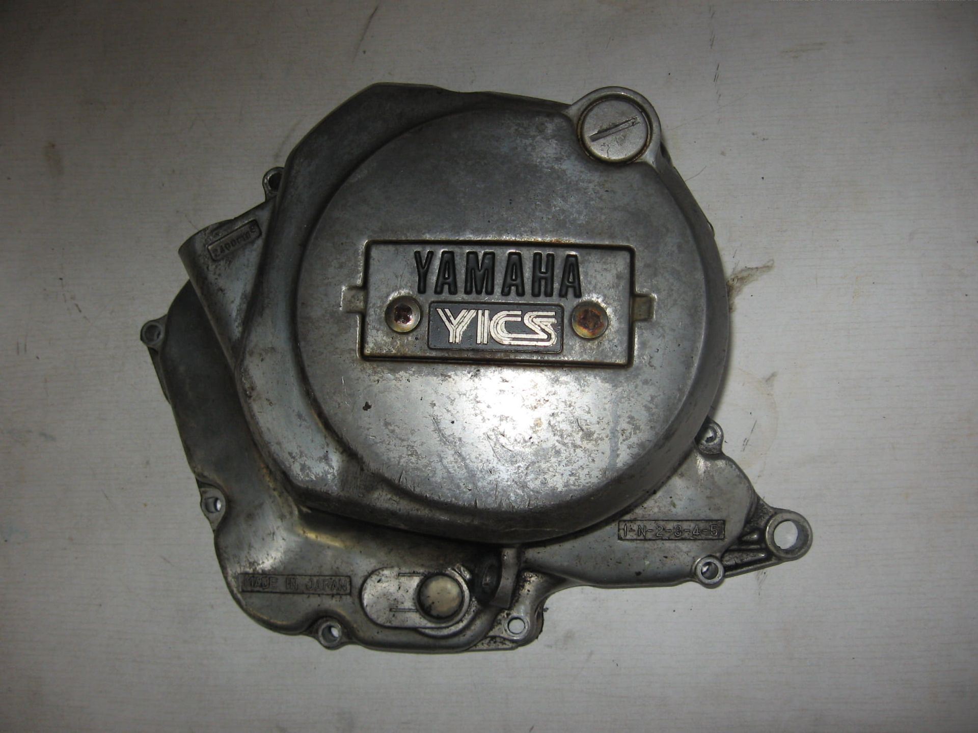 blokdeksel links , dynamodeksel	Xz550 1982-83	99999-01571	11h-15411-01