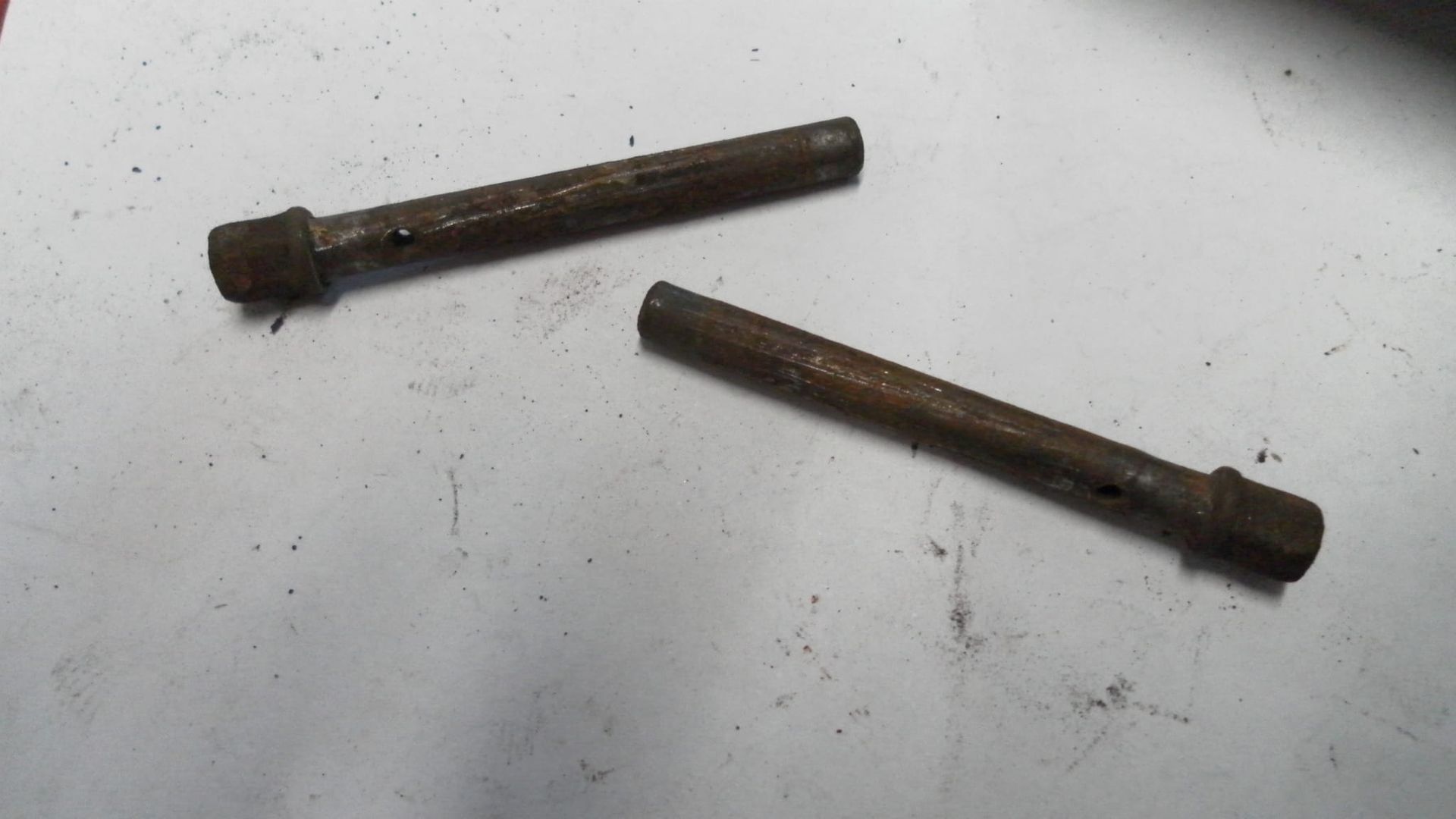 2x pen voorremblokken	fj1200 t/m 87	1kt-25924	3he-25924 , 26h-25924
