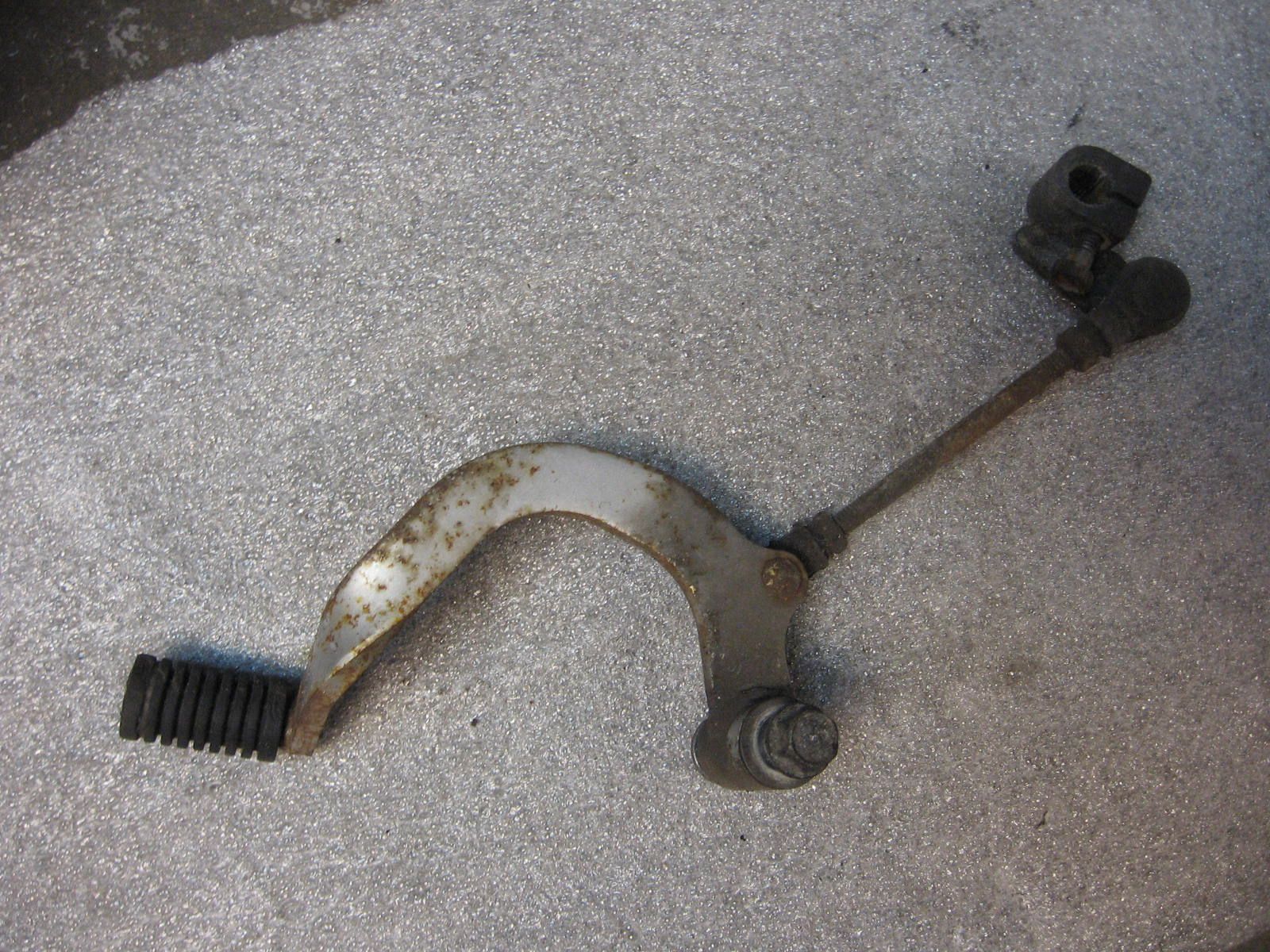 schakelpedaal met gewrichten	St1100 1991-2003  	24720-mt3-000