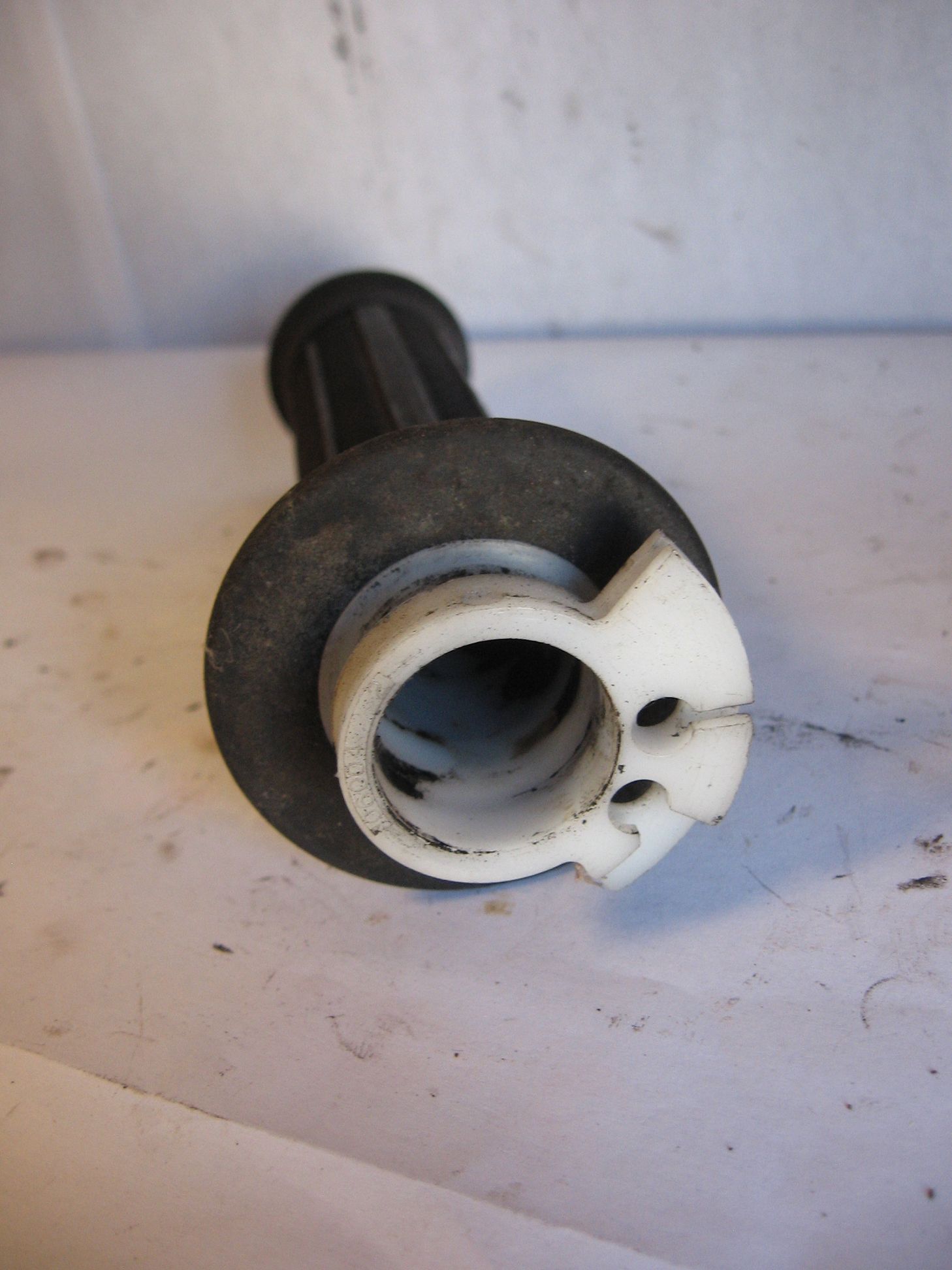 gashandvat	Gsx1100f 1988-94 , gsx1100g 82-83 , gs1150 84-86 , 	57110-49501